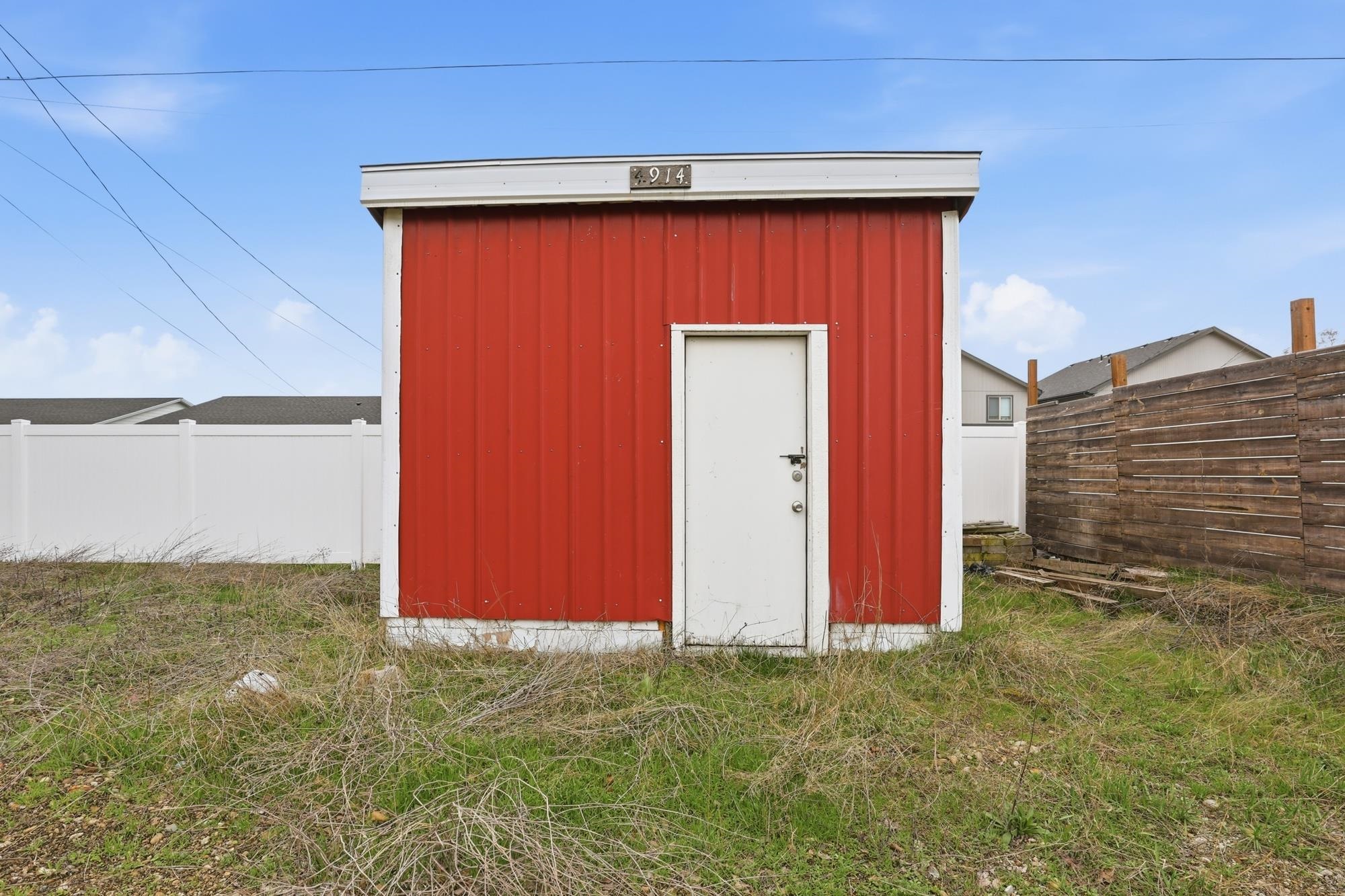 4914 E Fairview Ave - Photo 33
