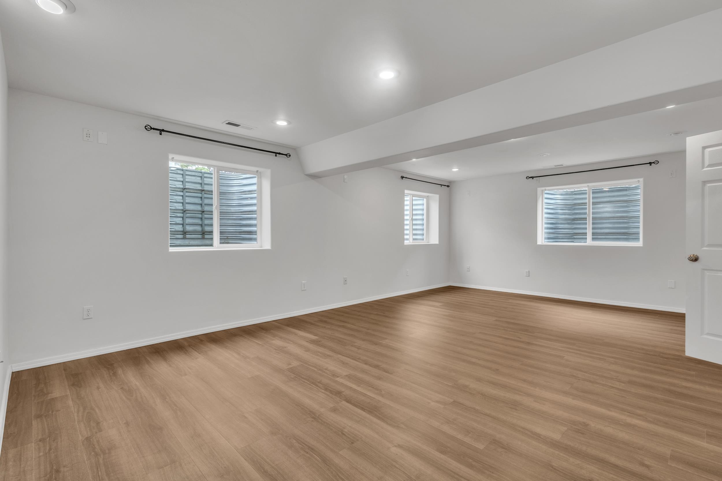 1304 N Fairway Rd - Photo 32