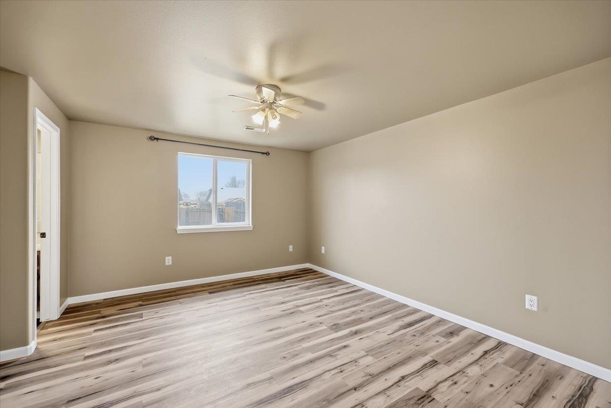 12712 W 11th Ave - Photo 7