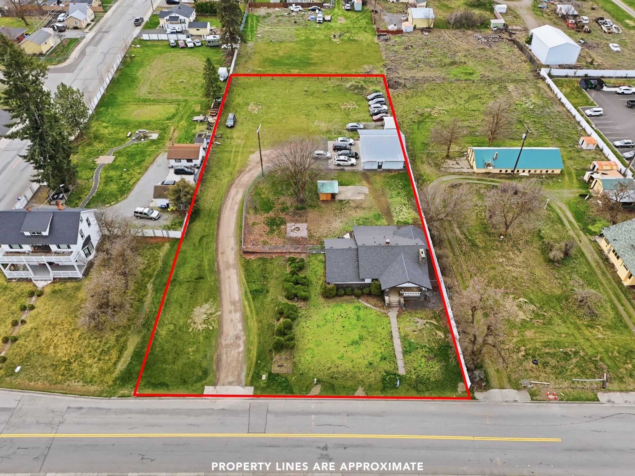 6606 E 4th Ave - Photo 1