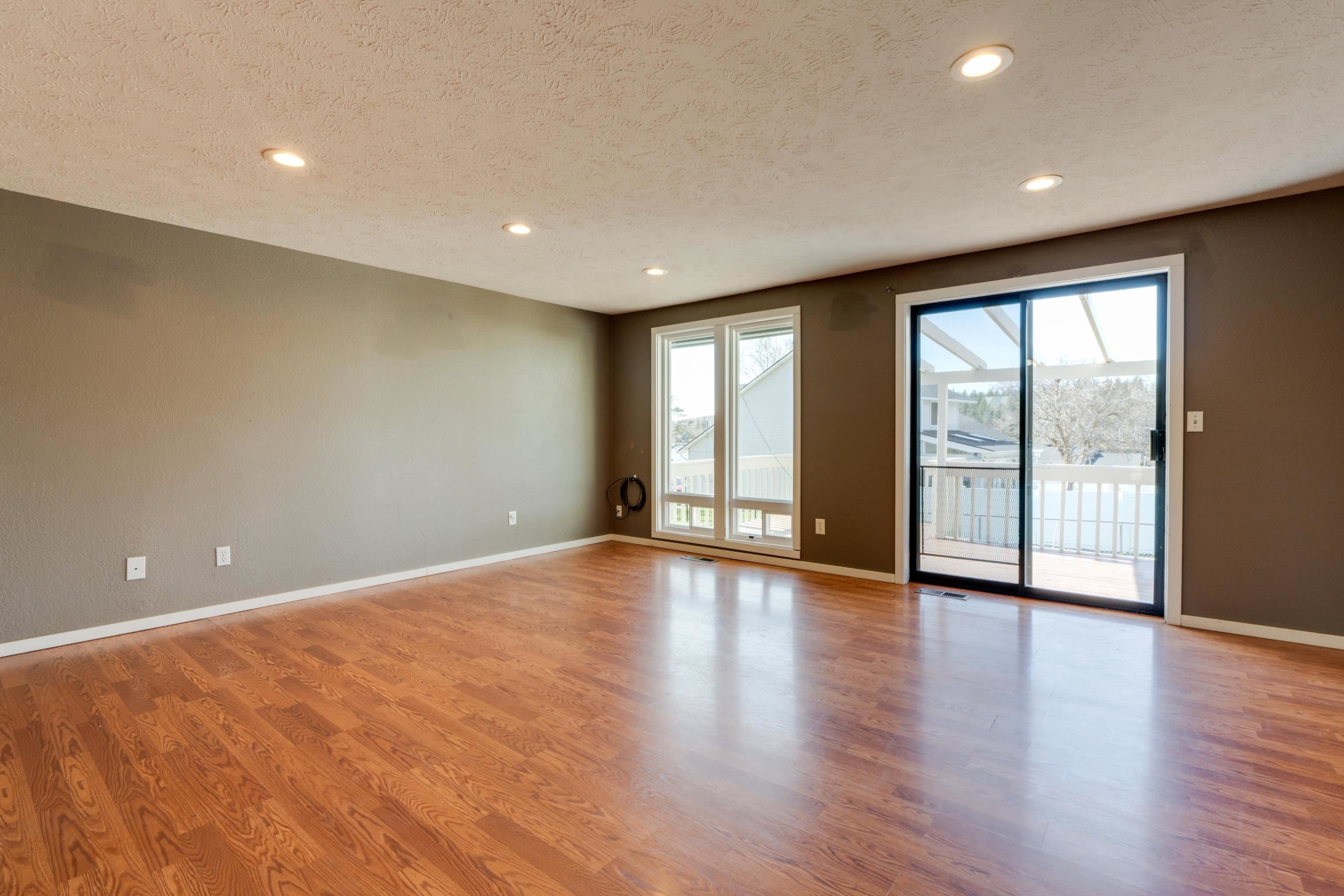346 S Jefferson St - Photo 6