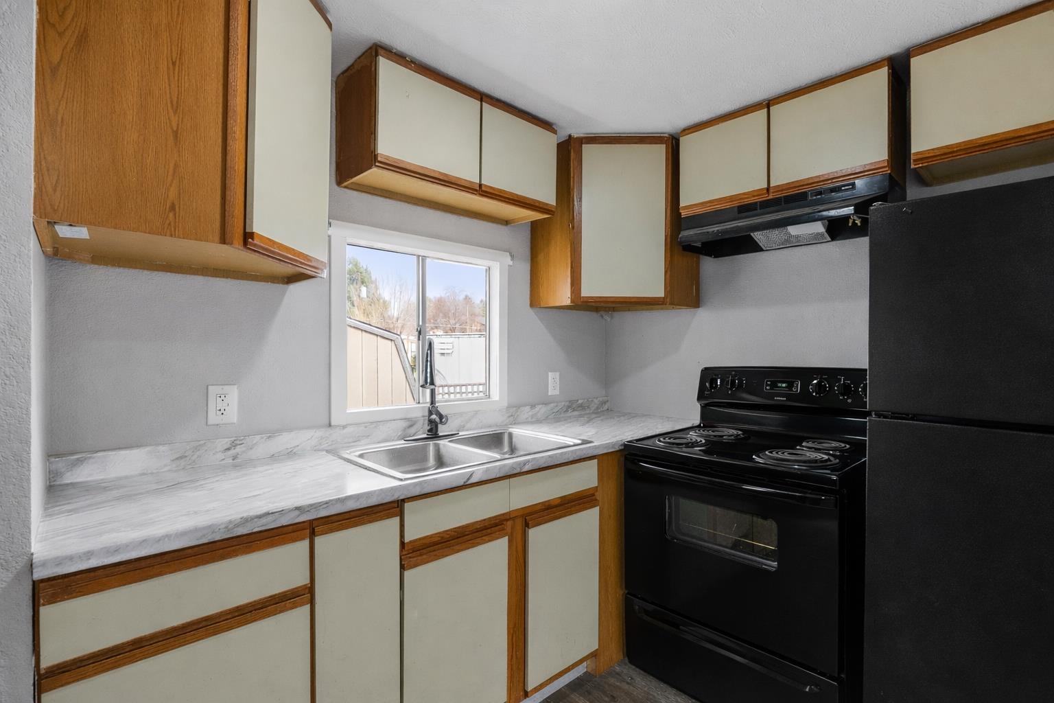 9518 E 4th Ave - Photo 12