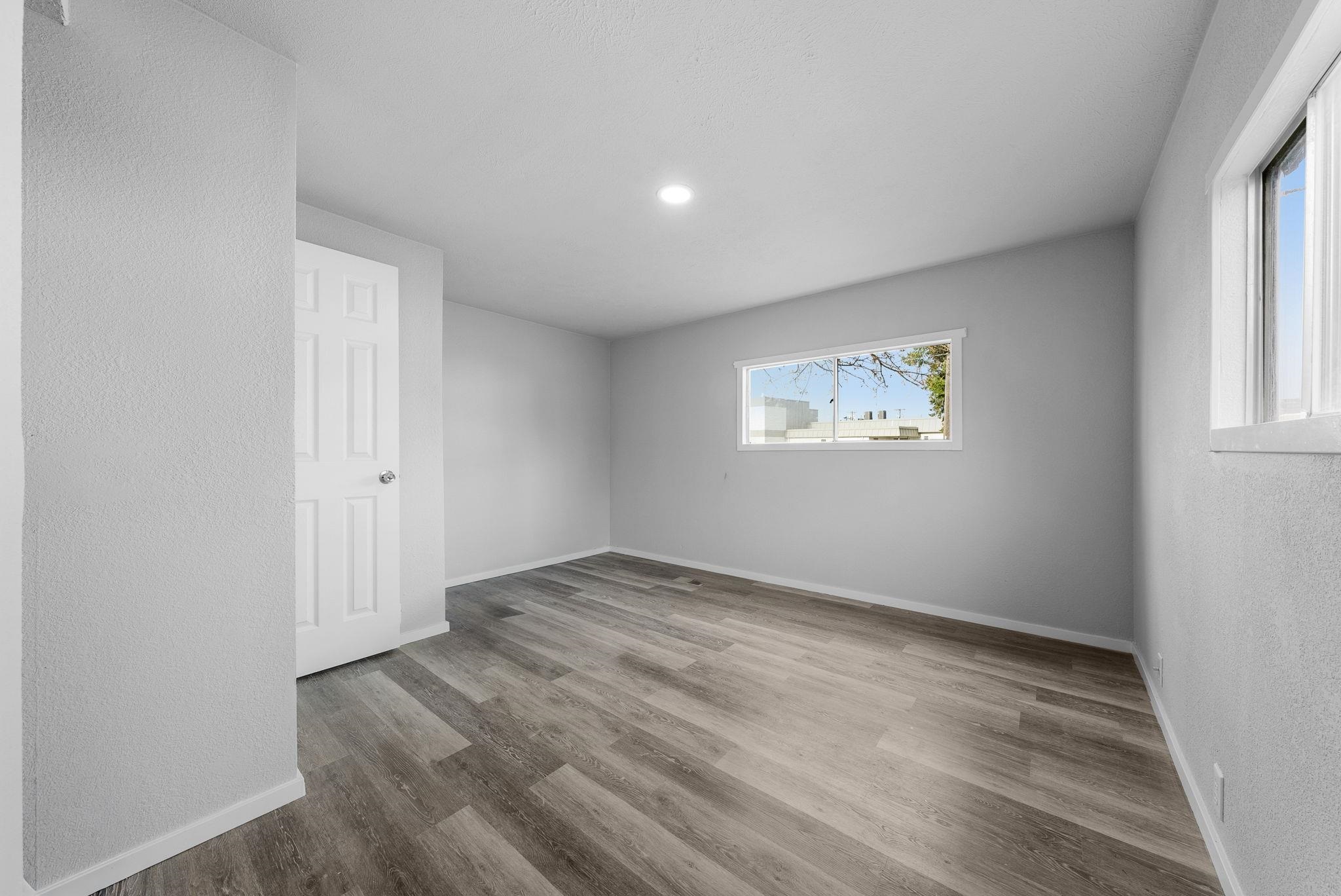 9518 E 4th Ave - Photo 15