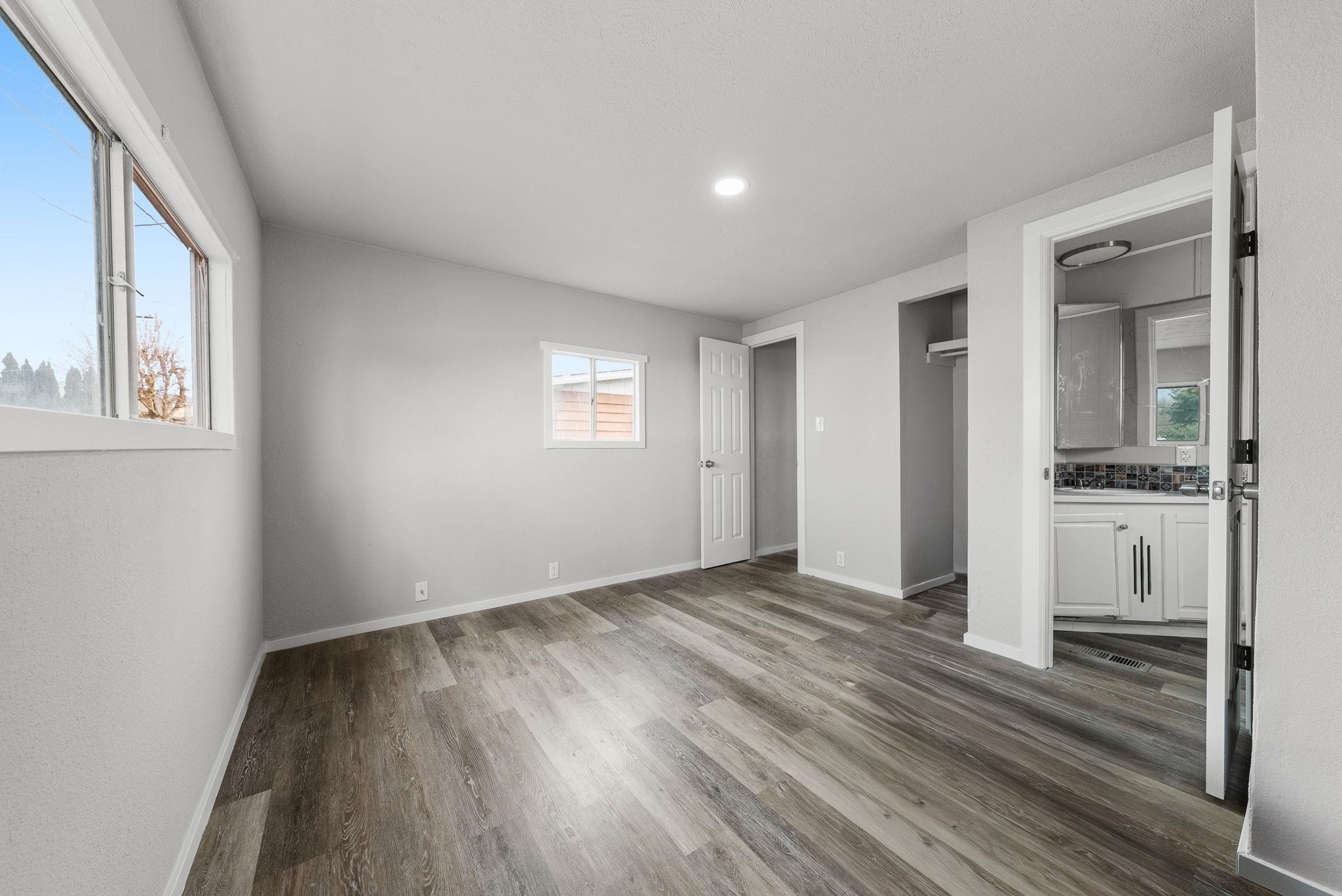 9518 E 4th Ave - Photo 16