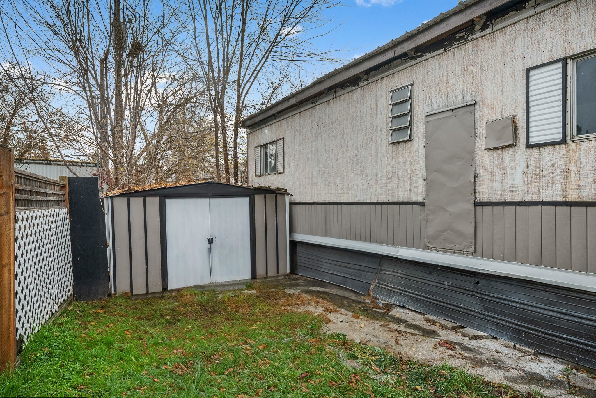 9518 E 4th Ave - Photo 24