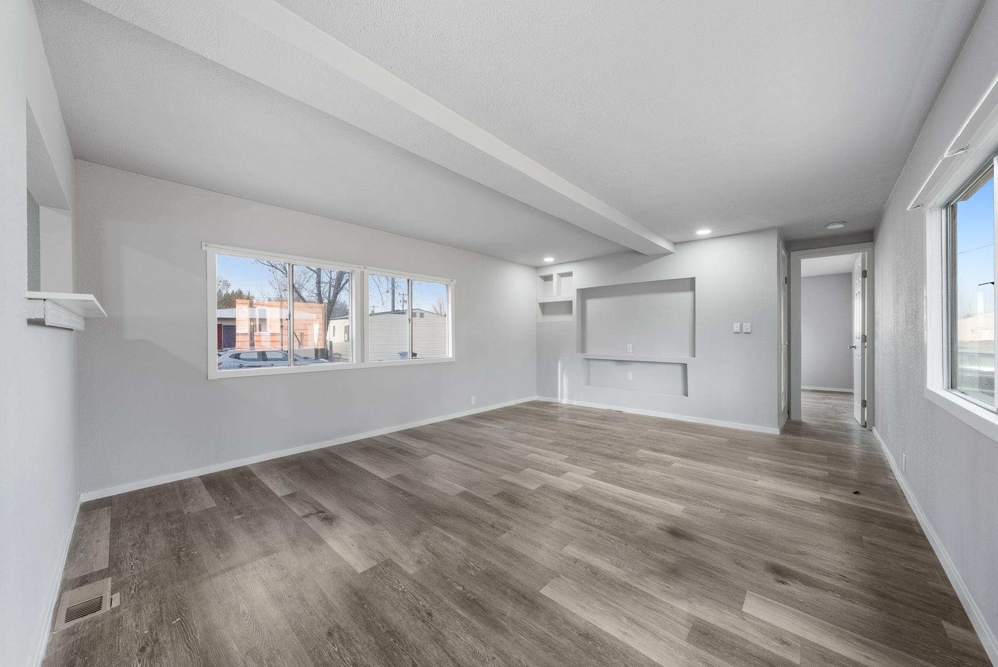 9518 E 4th Ave - Photo 5