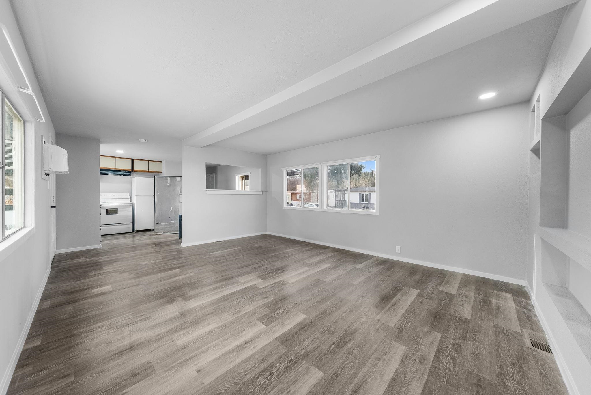 9518 E 4th Ave - Photo 7