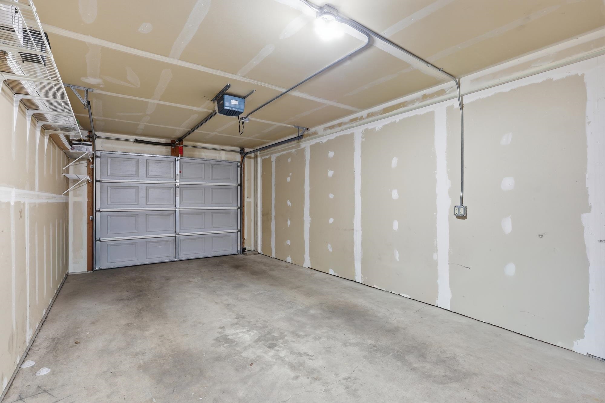 22855 E Country Vista Dr - Photo 30