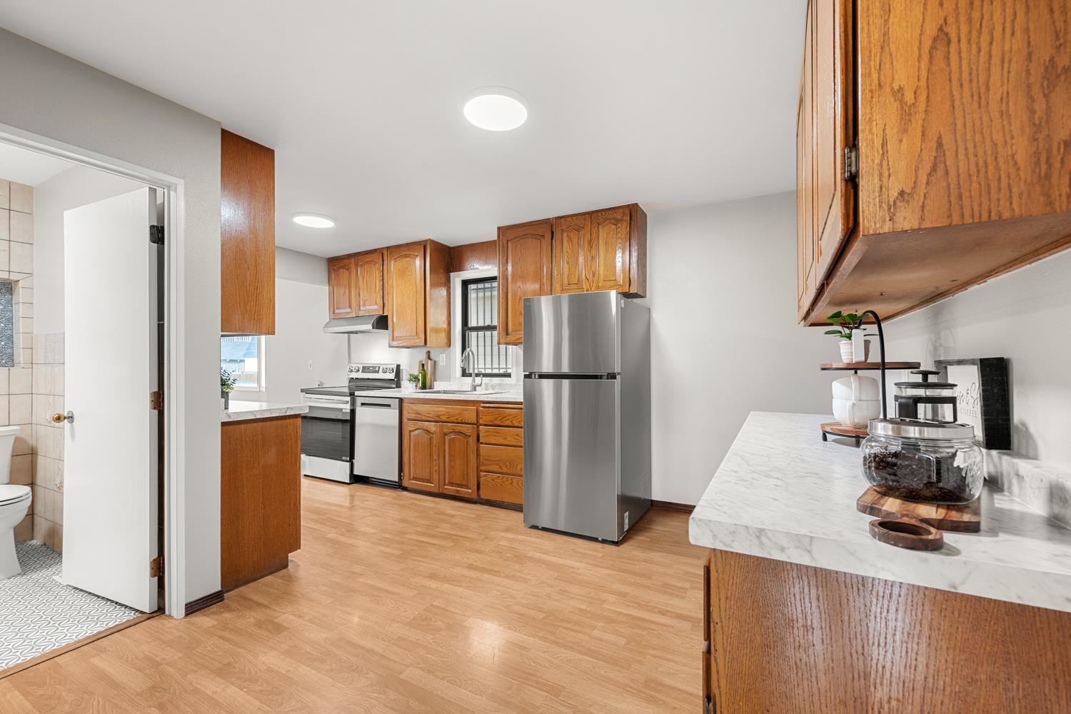 1215 N NETTLETON St - Photo 18