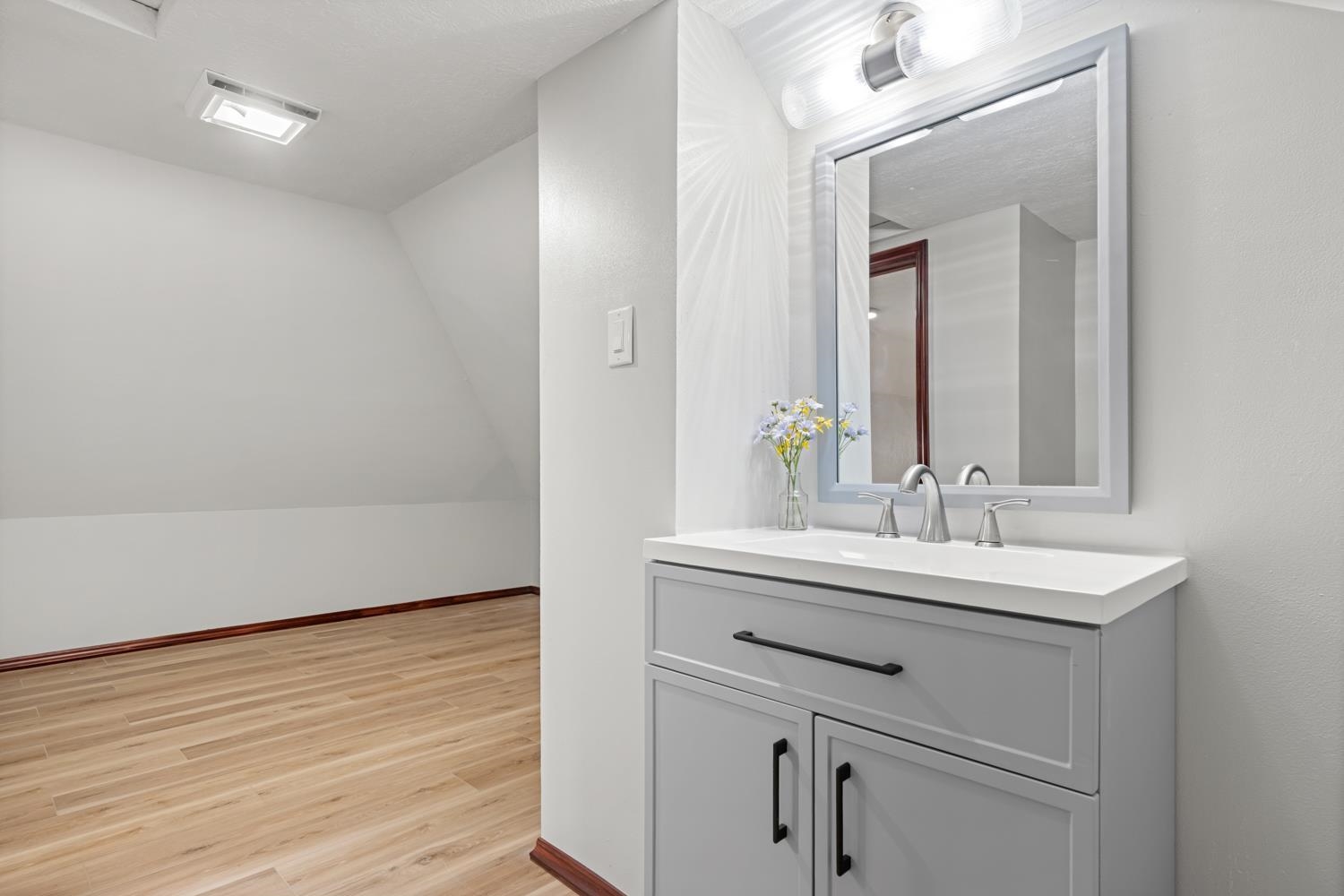 1215 N NETTLETON St - Photo 22