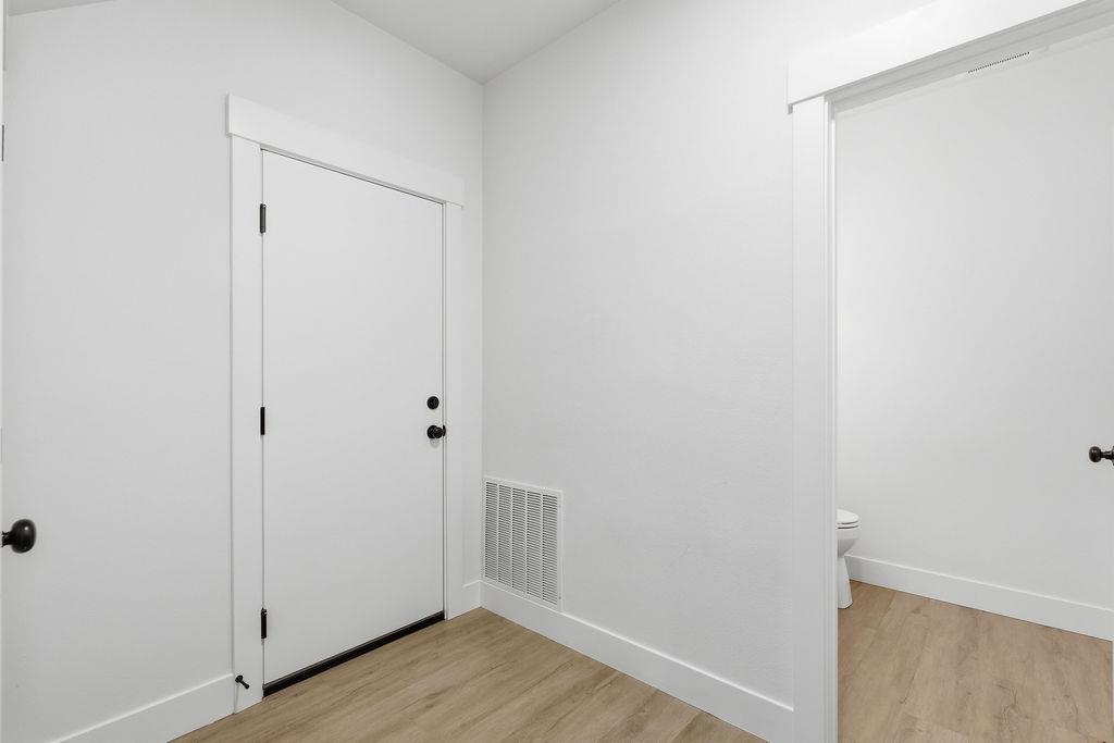 1220 N Walnut Ln - Photo 17