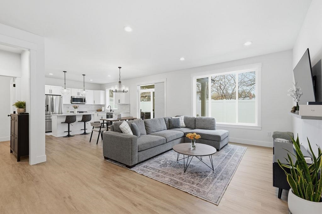 1220 N Walnut Ln - Photo 6