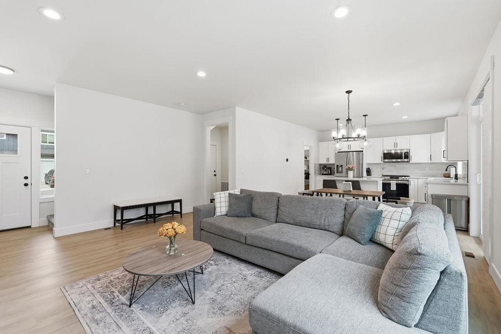 1220 N Walnut Ln - Photo 7