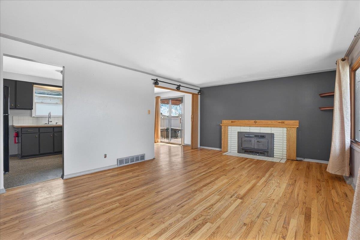 6202 N Winston Dr - Photo 3