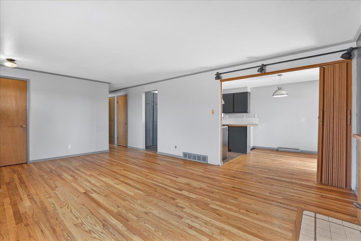 6202 N Winston Dr - Photo 5