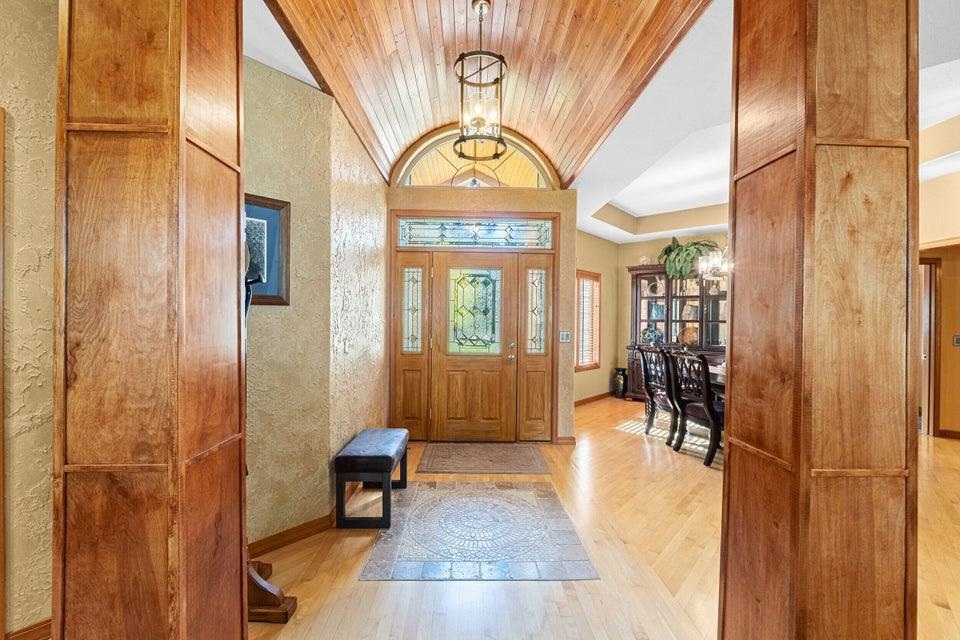 639 Palmer Ln - Photo 6