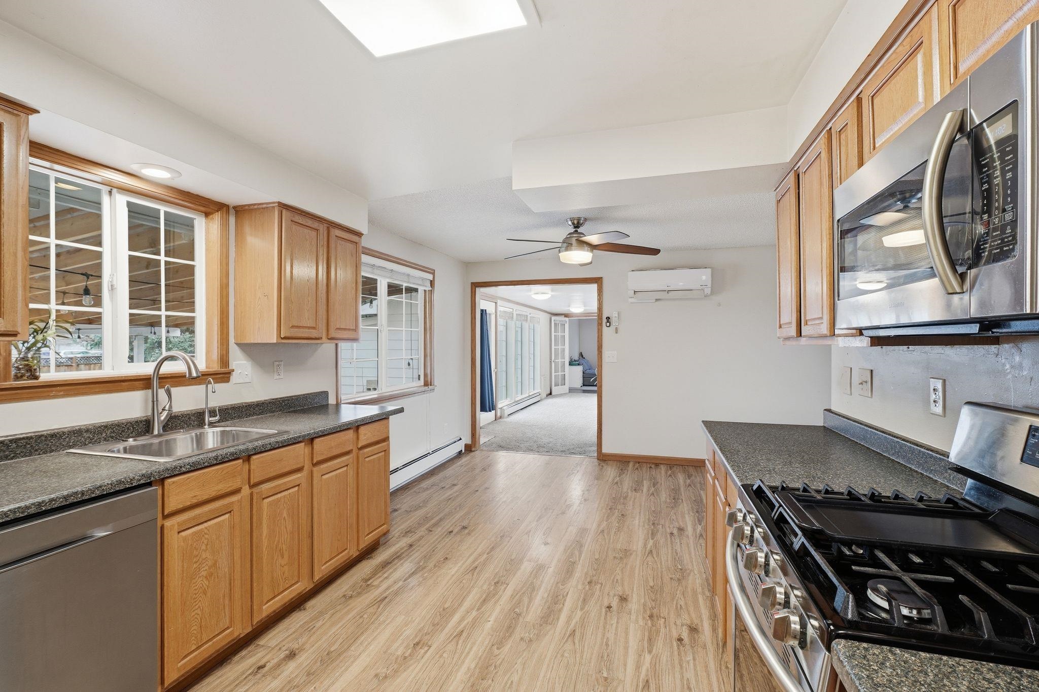 1321 S Marigold St - Photo 11