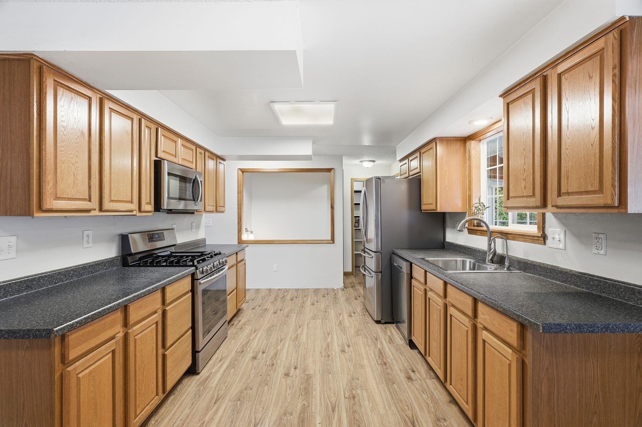 1321 S Marigold St - Photo 9