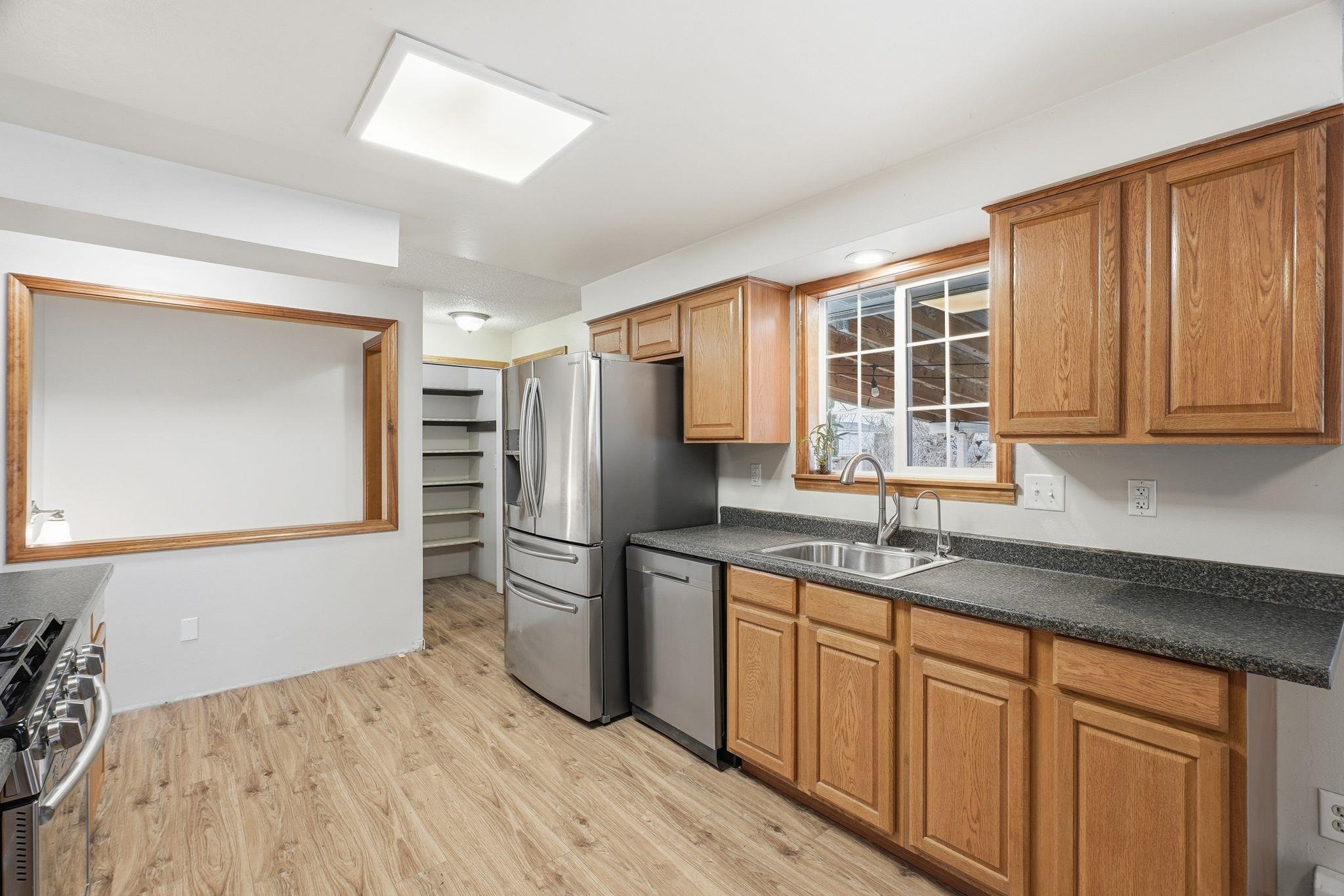1321 S Marigold St - Photo 10