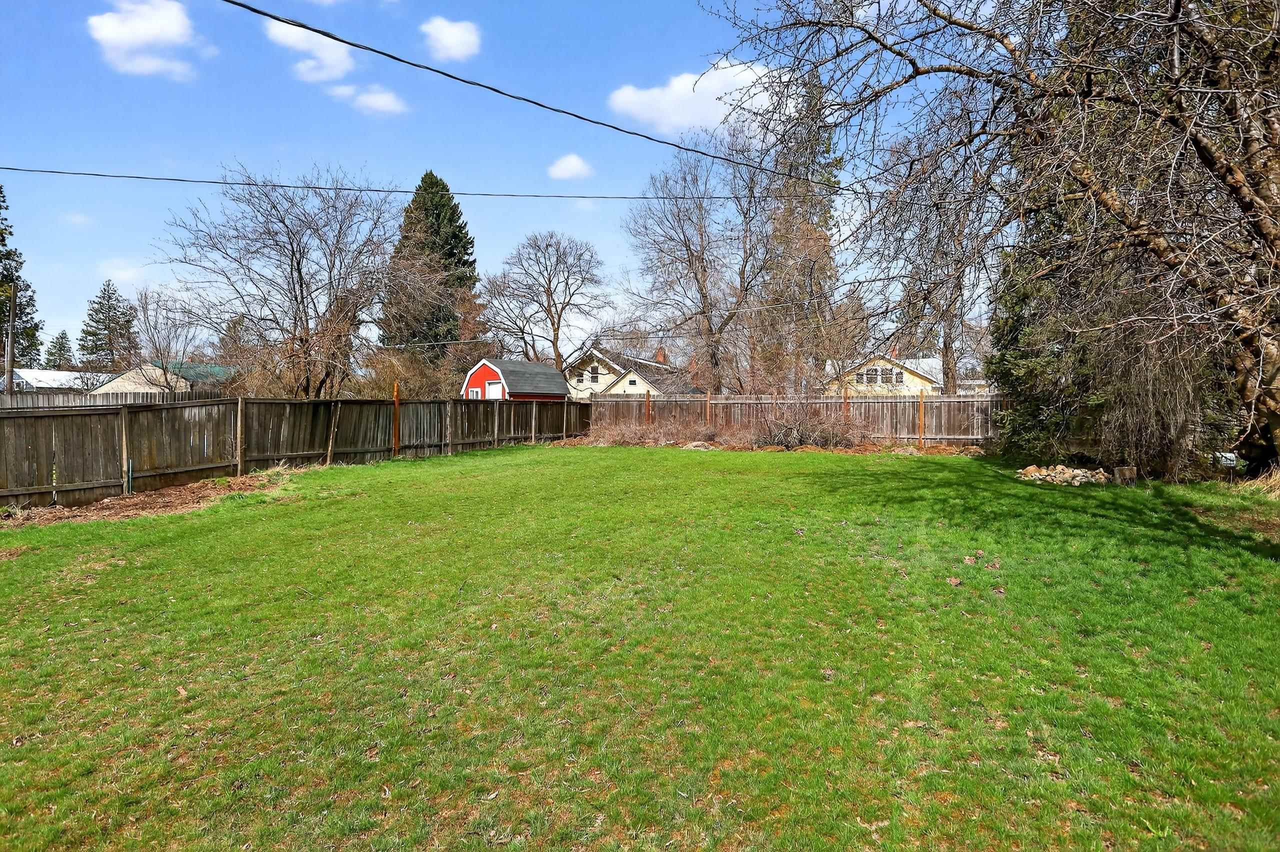 915 E 34th Ave - Photo 15
