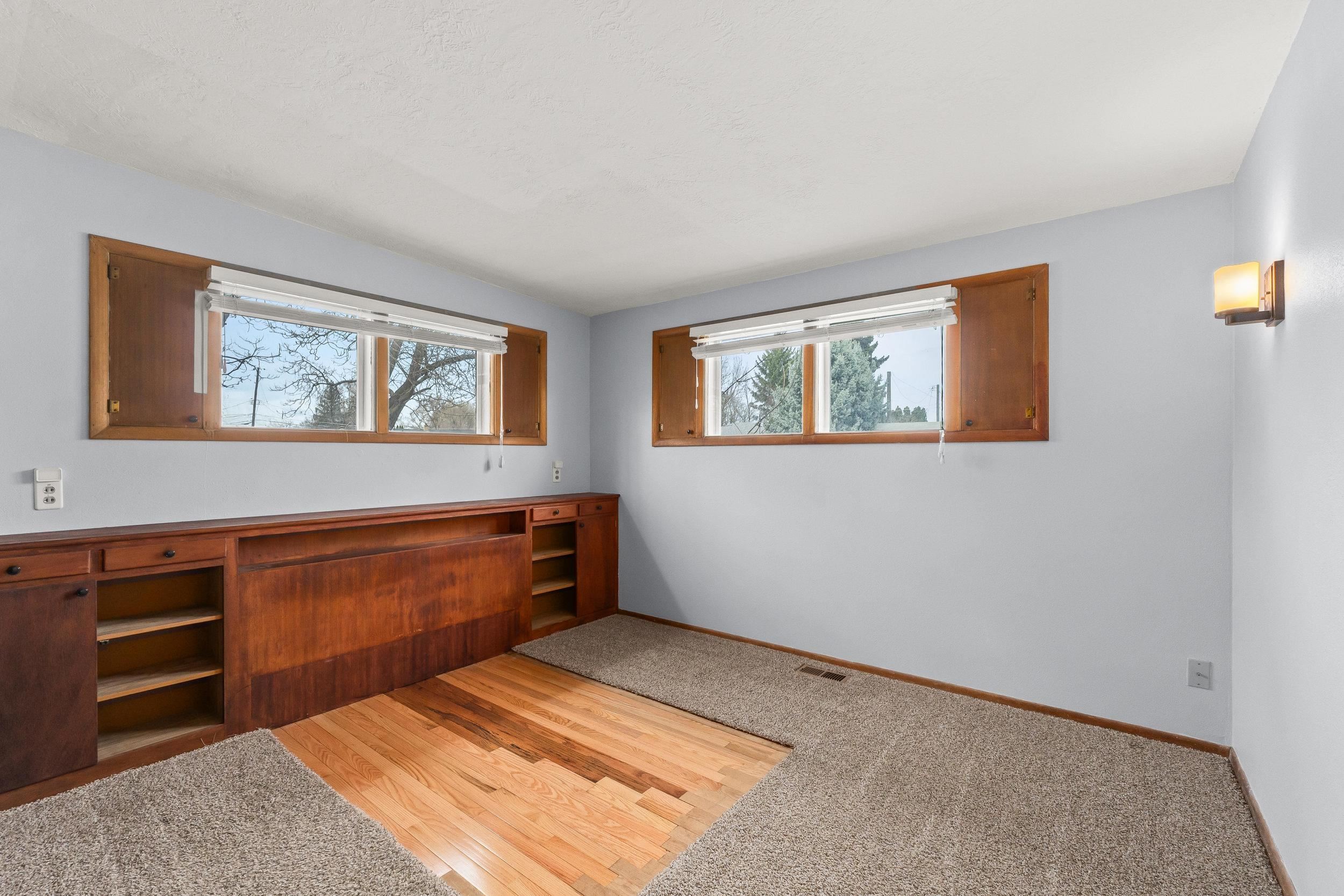 1323 N Bowman Rd - Photo 11