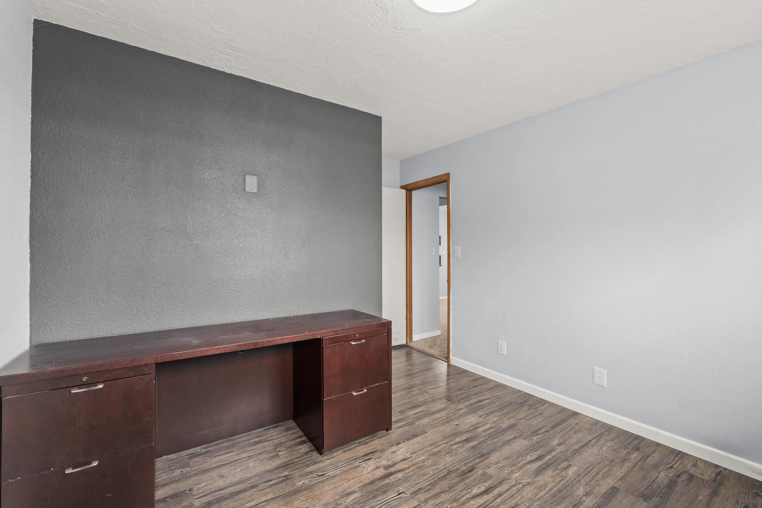 1323 N Bowman Rd - Photo 15