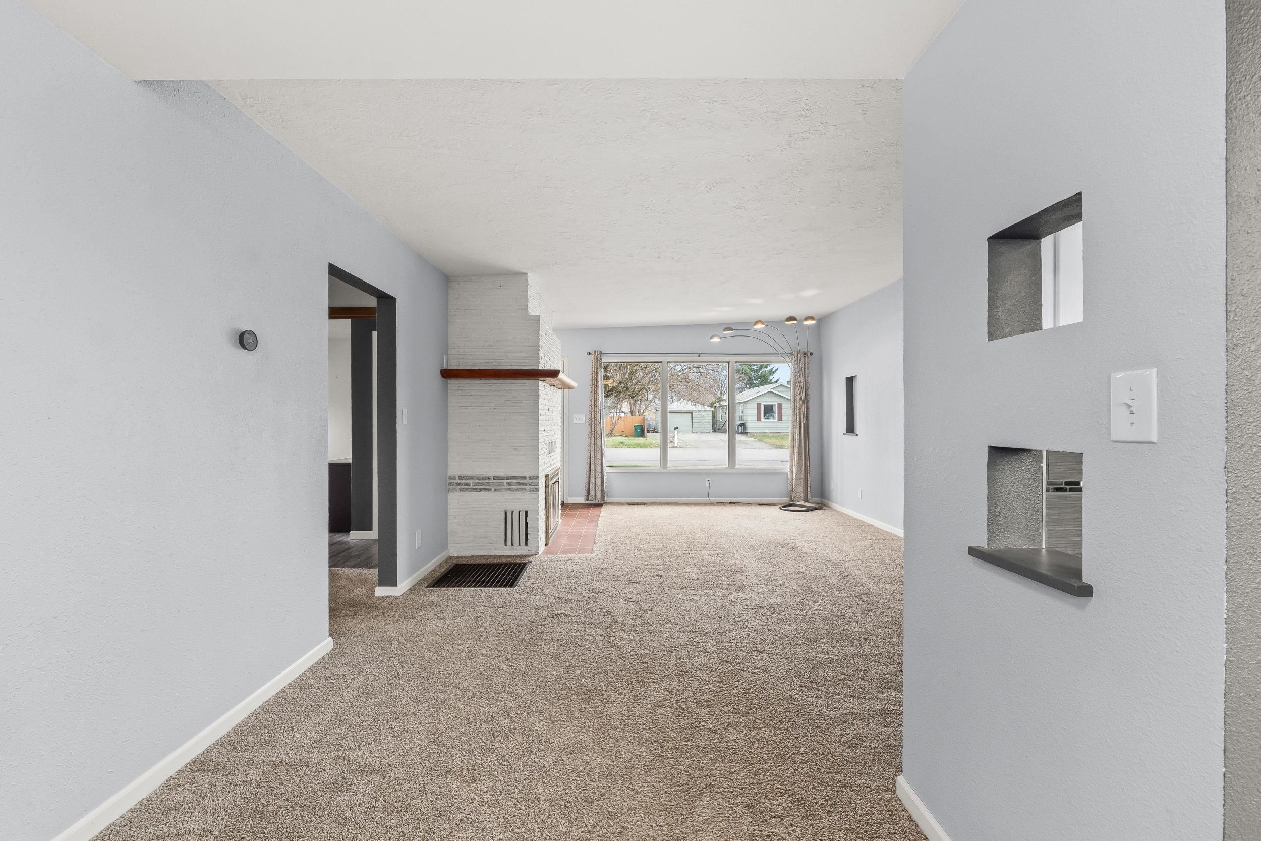 1323 N Bowman Rd - Photo 17