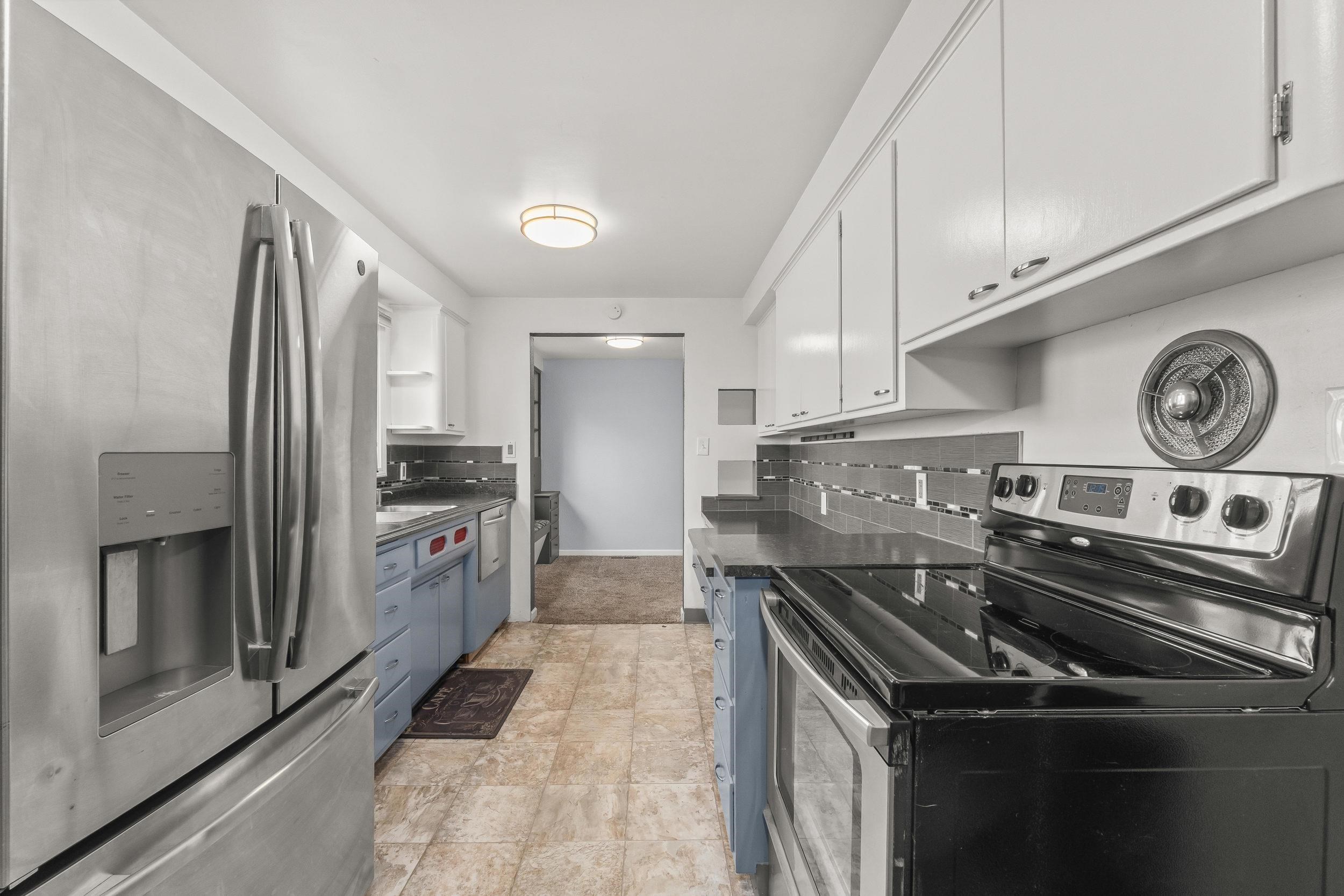 1323 N Bowman Rd - Photo 19