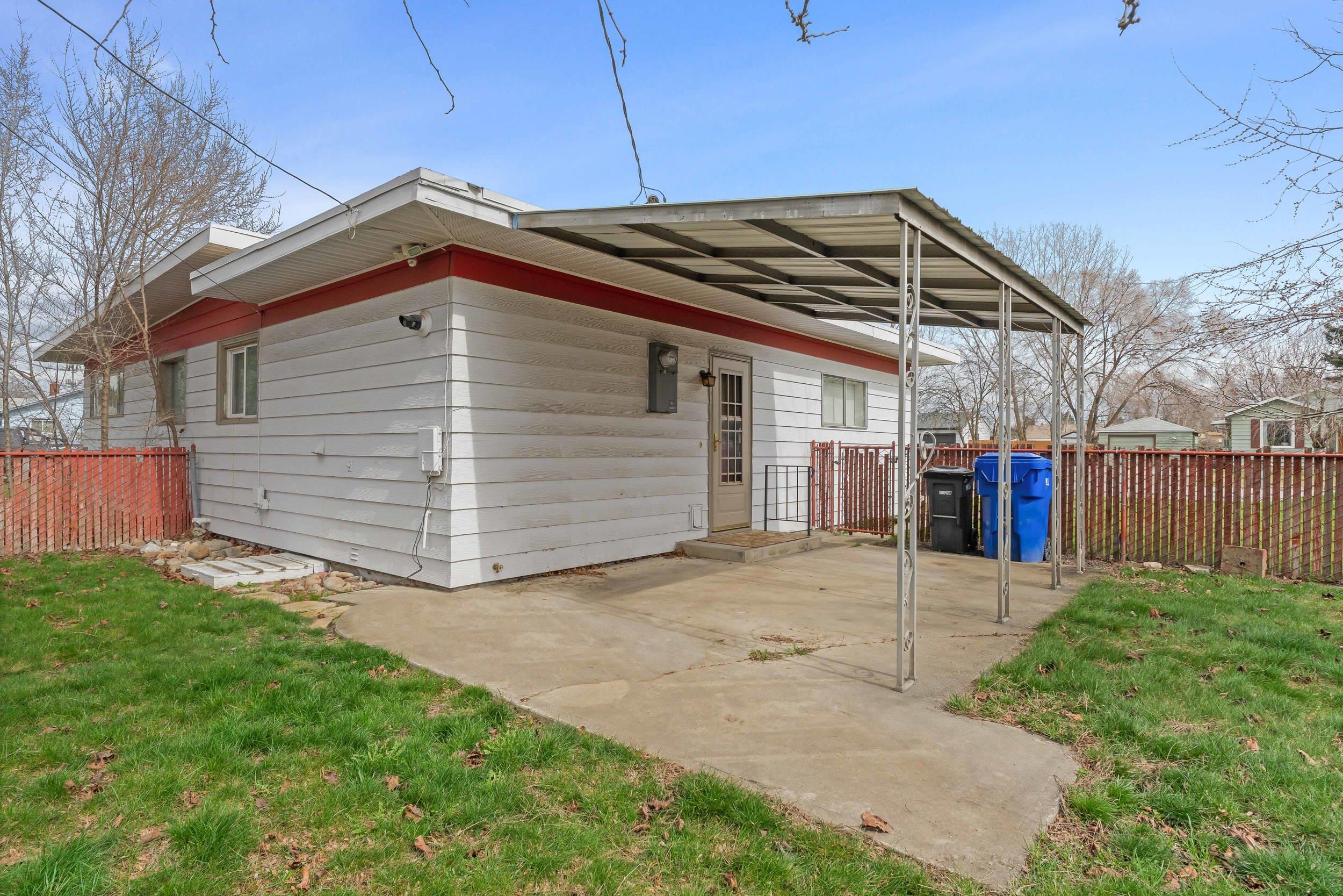 1323 N Bowman Rd - Photo 23