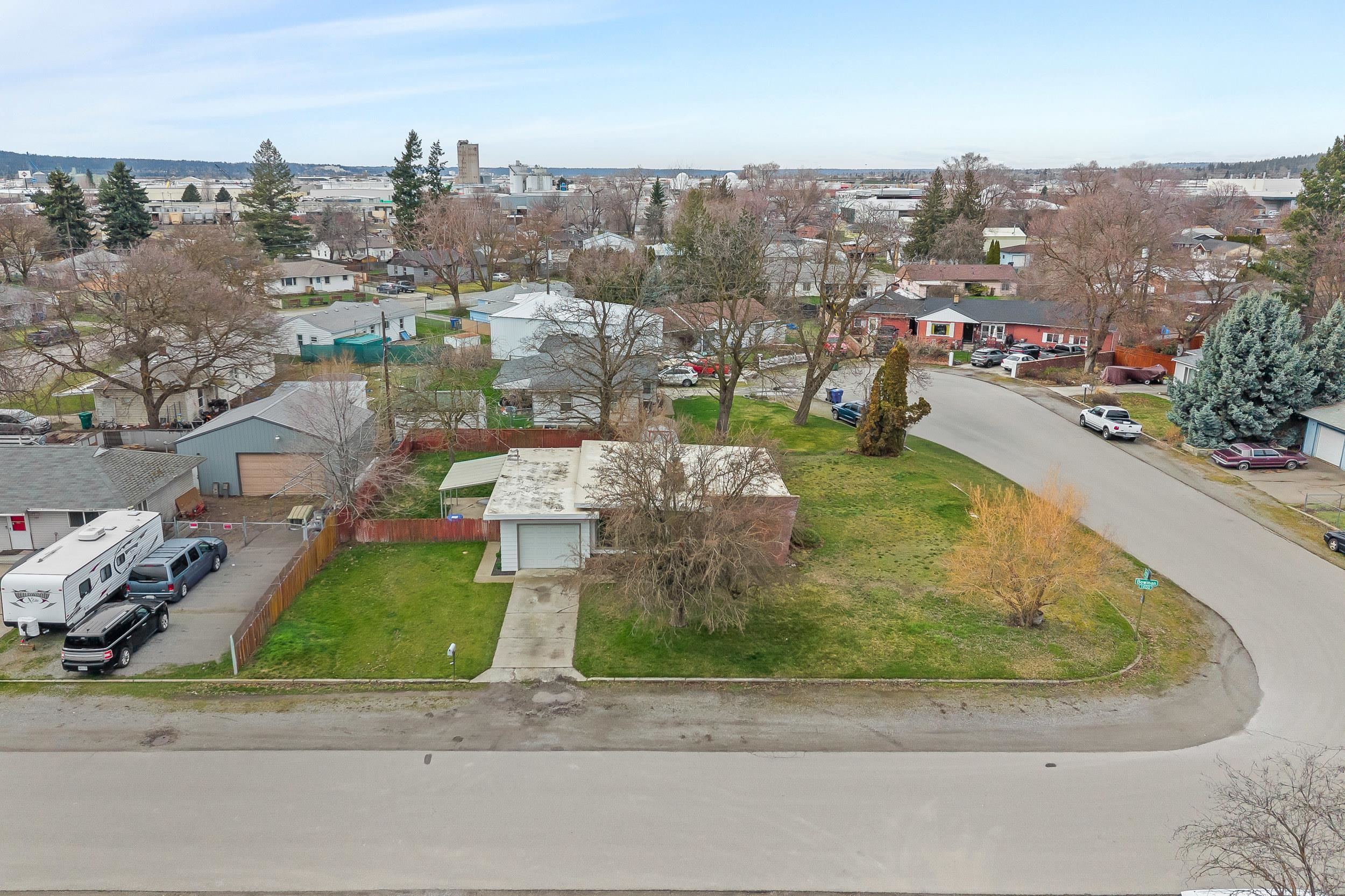 1323 N Bowman Rd - Photo 33