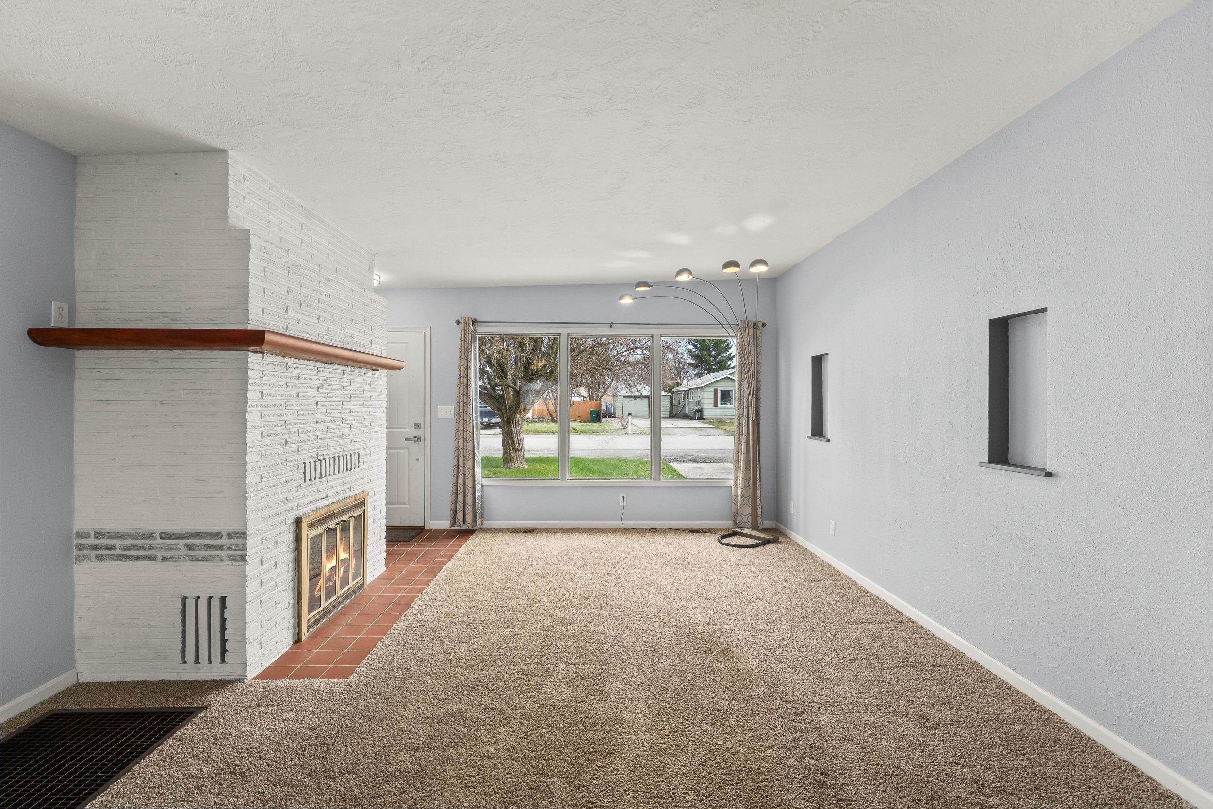 1323 N Bowman Rd - Photo 9