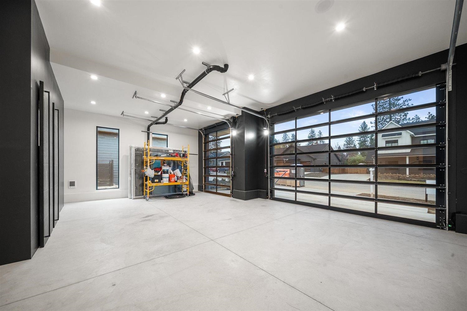 3453 E 46th Ct - Photo 45