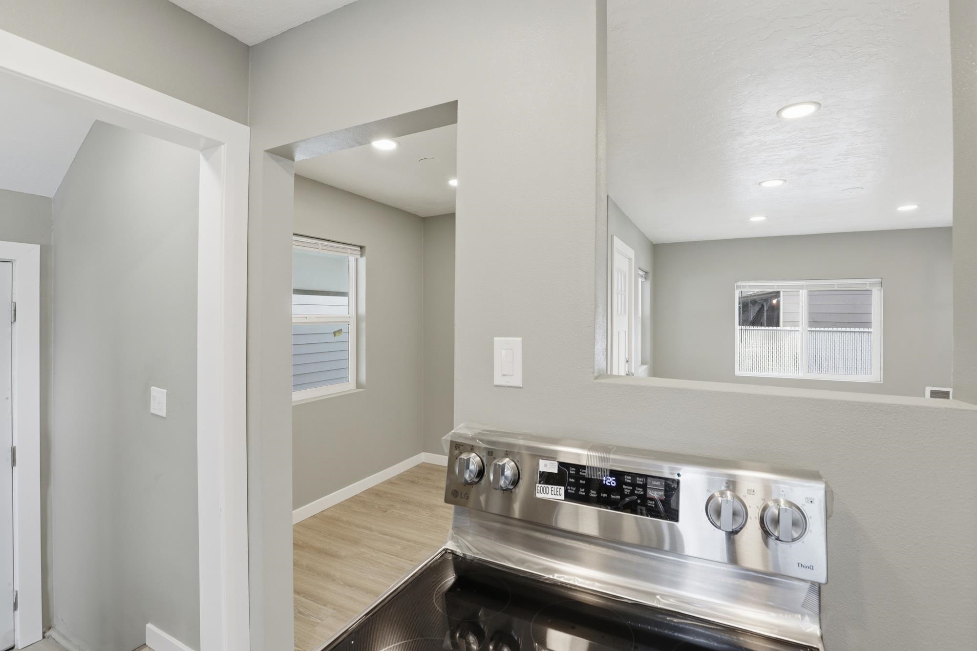 5517 E Parkwater Ave - Photo 11