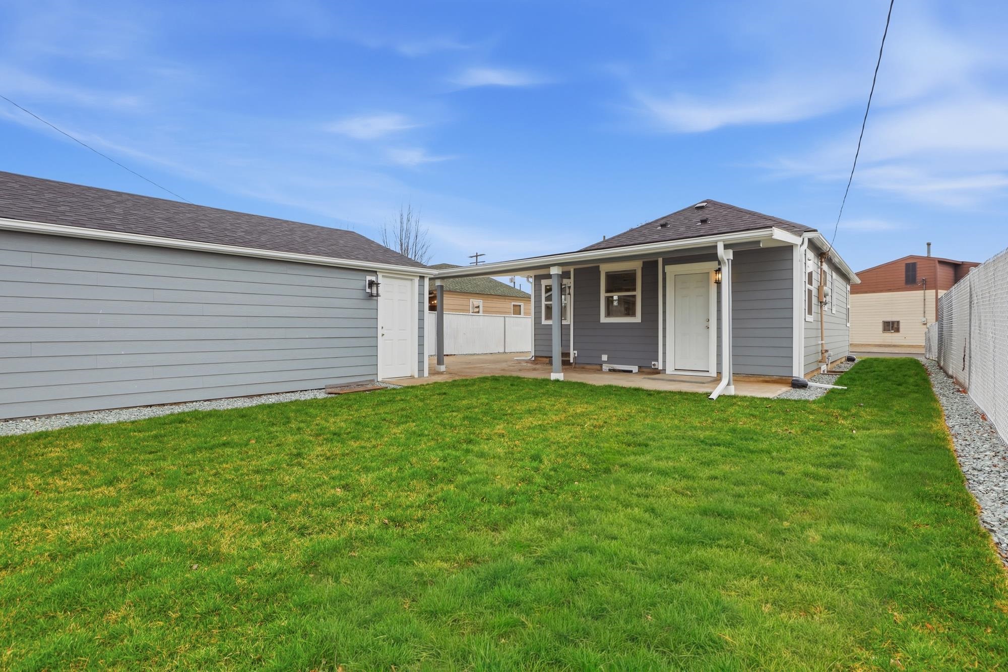 5517 E Parkwater Ave - Photo 26