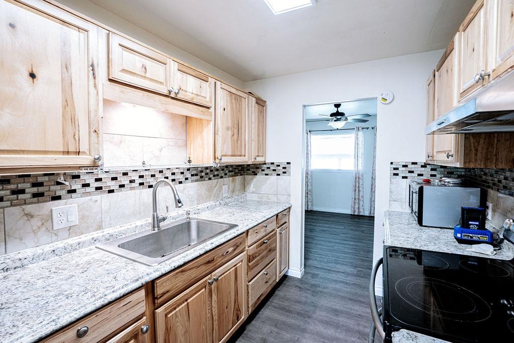 3617 E Grace Ave - Photo 13