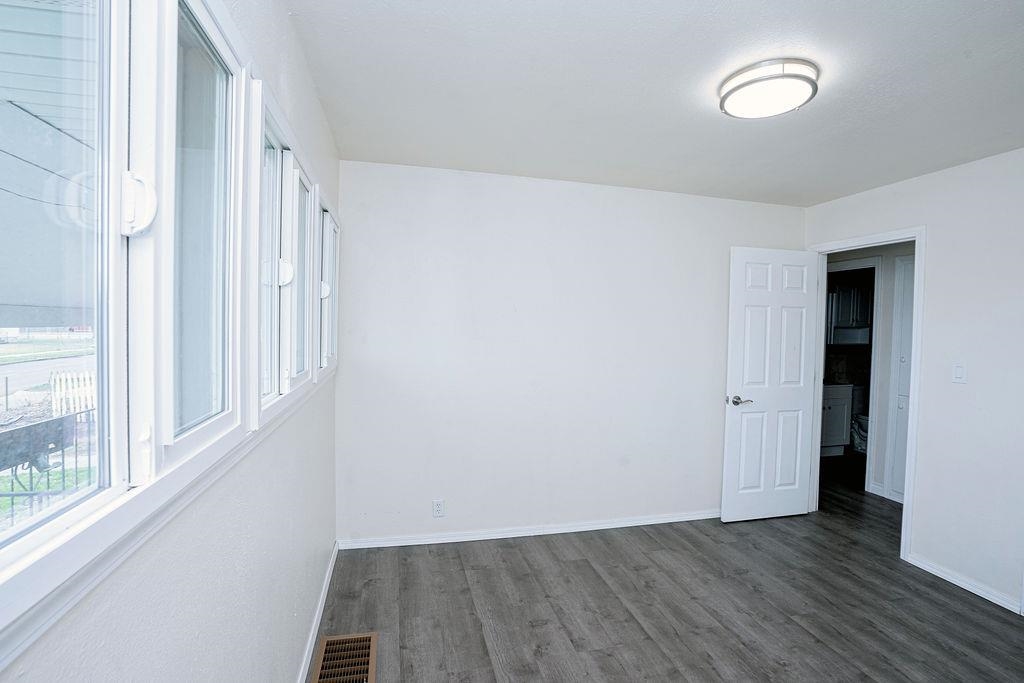 3617 E Grace Ave - Photo 21