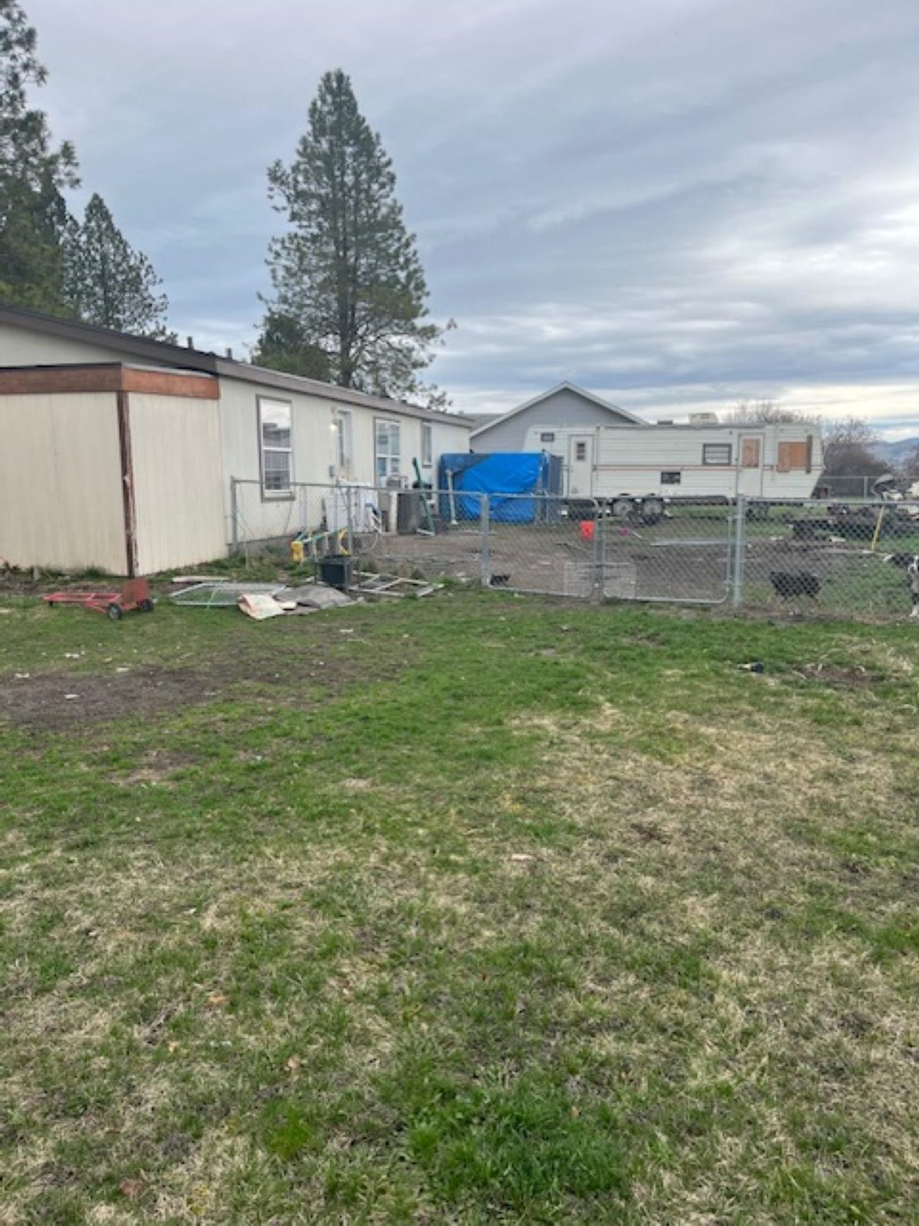 633 Kruger Ct - Photo 2