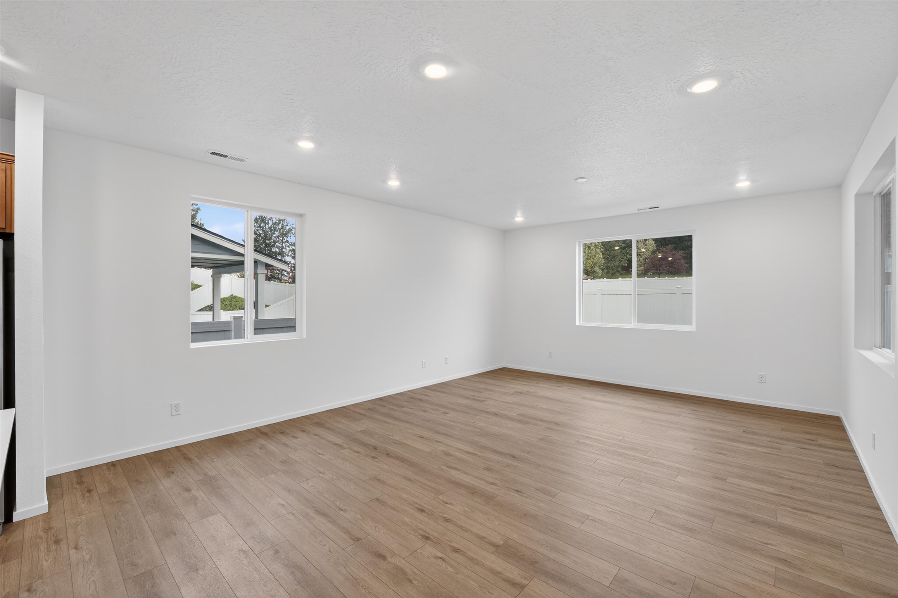 16611 E 30th Ln - Photo 4