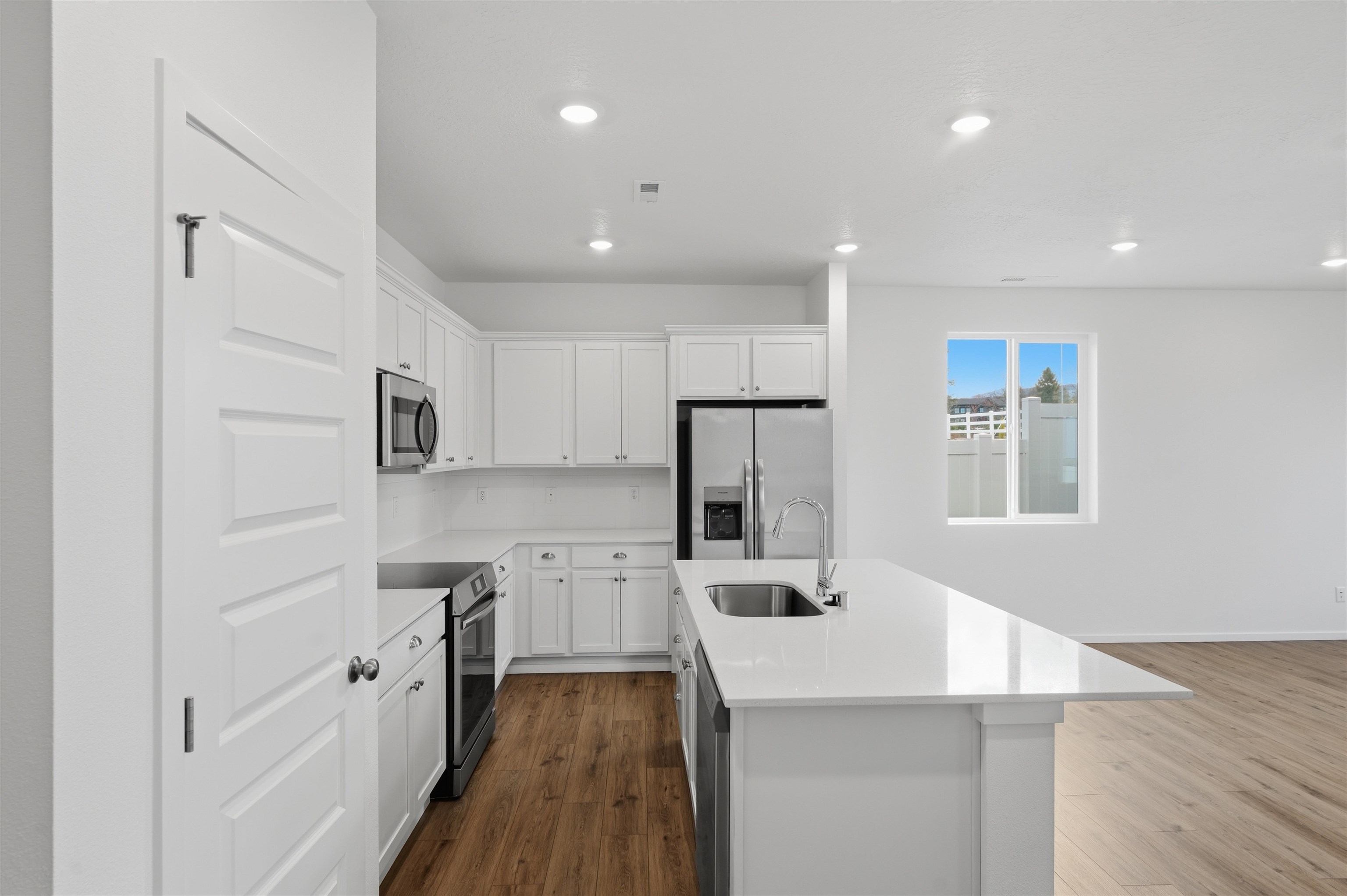 16628 E 31st Ln - Photo 3