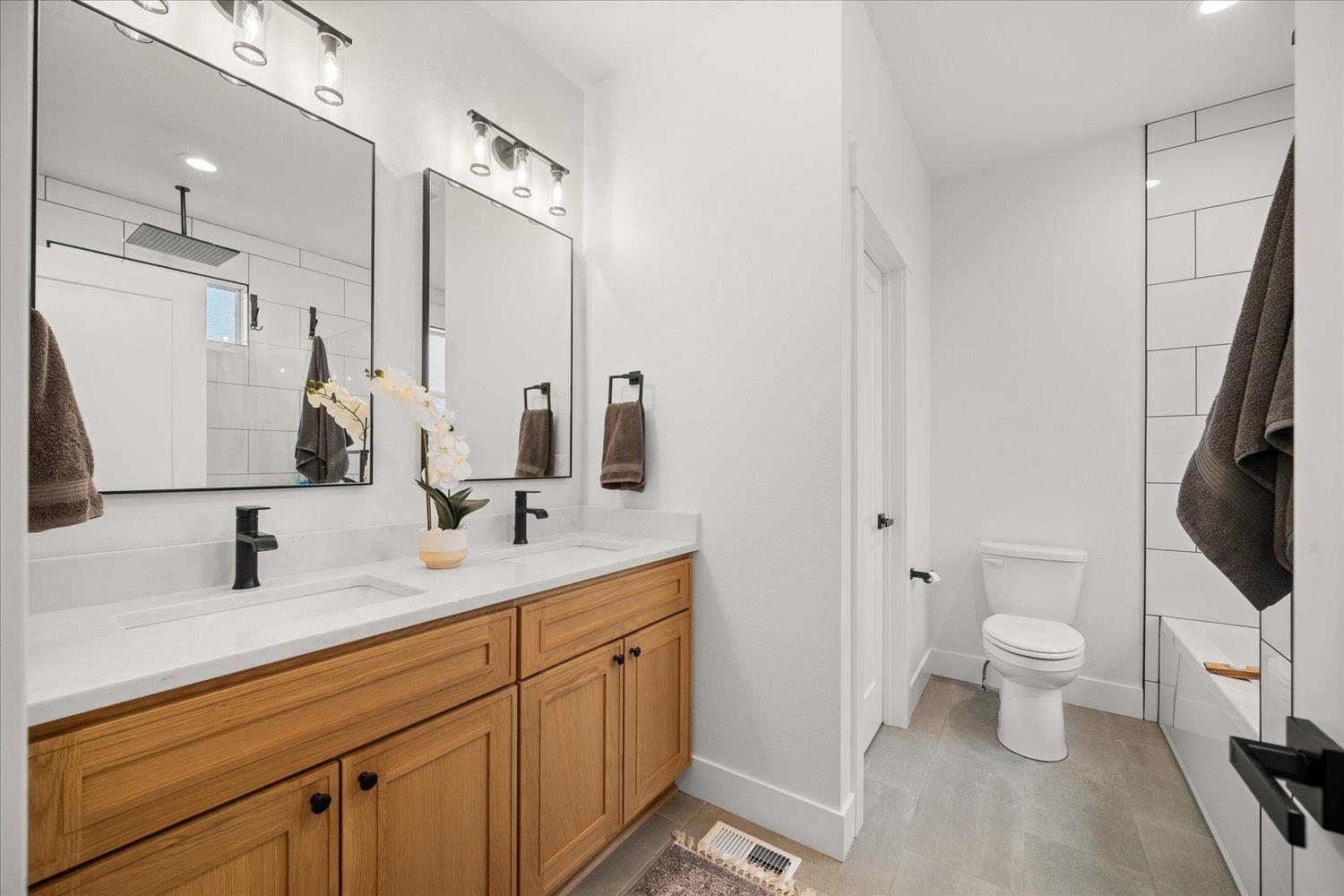 1824 N Jakeman Ct - Photo 12