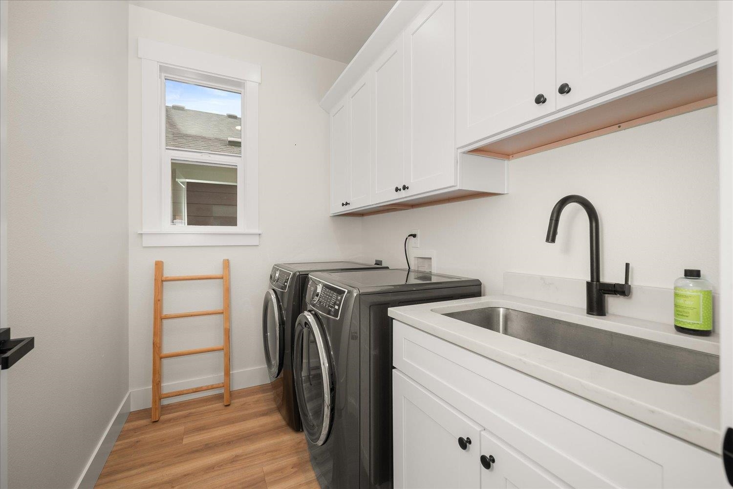 1824 N Jakeman Ct - Photo 17