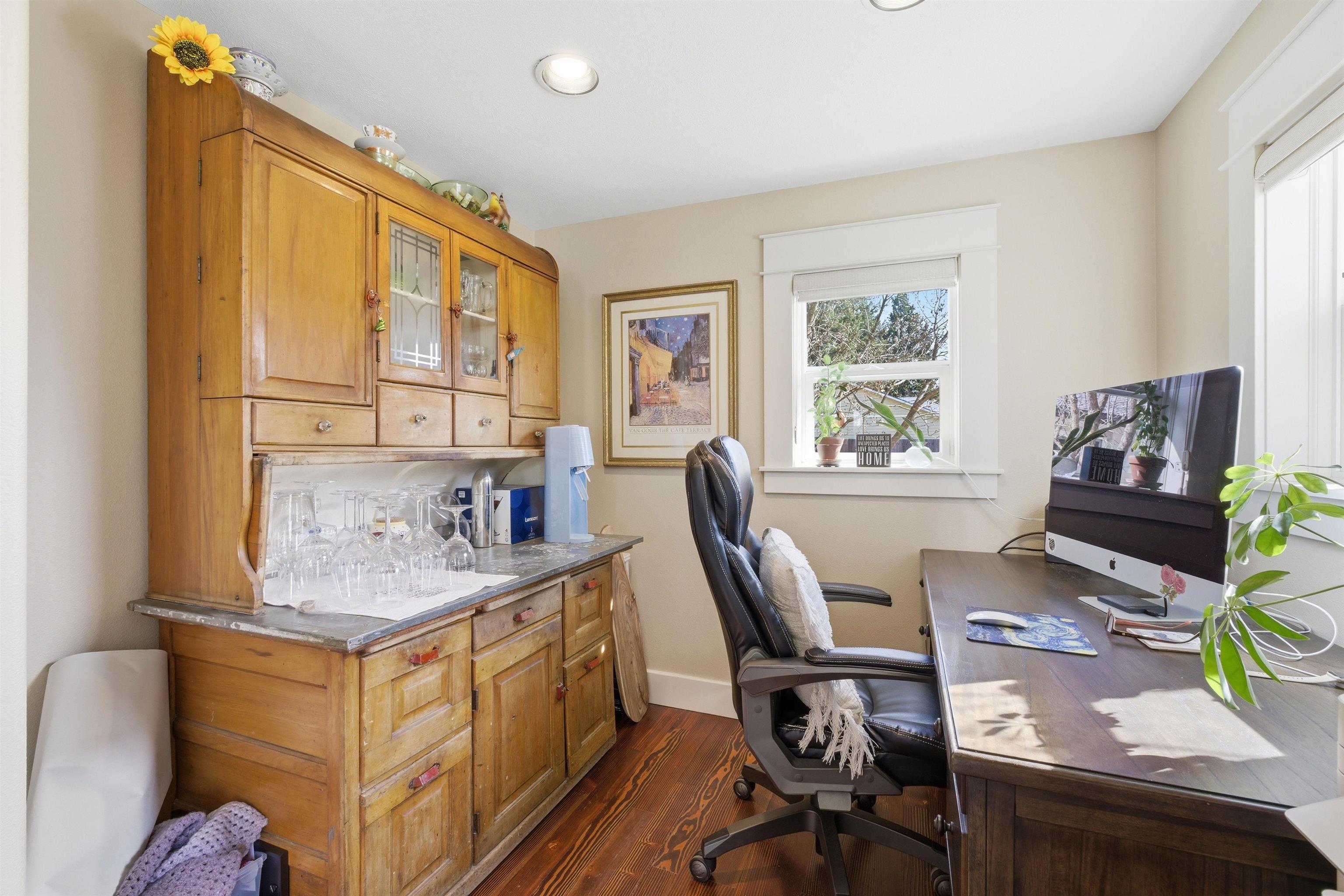 820 N Vernon Ave - Photo 16
