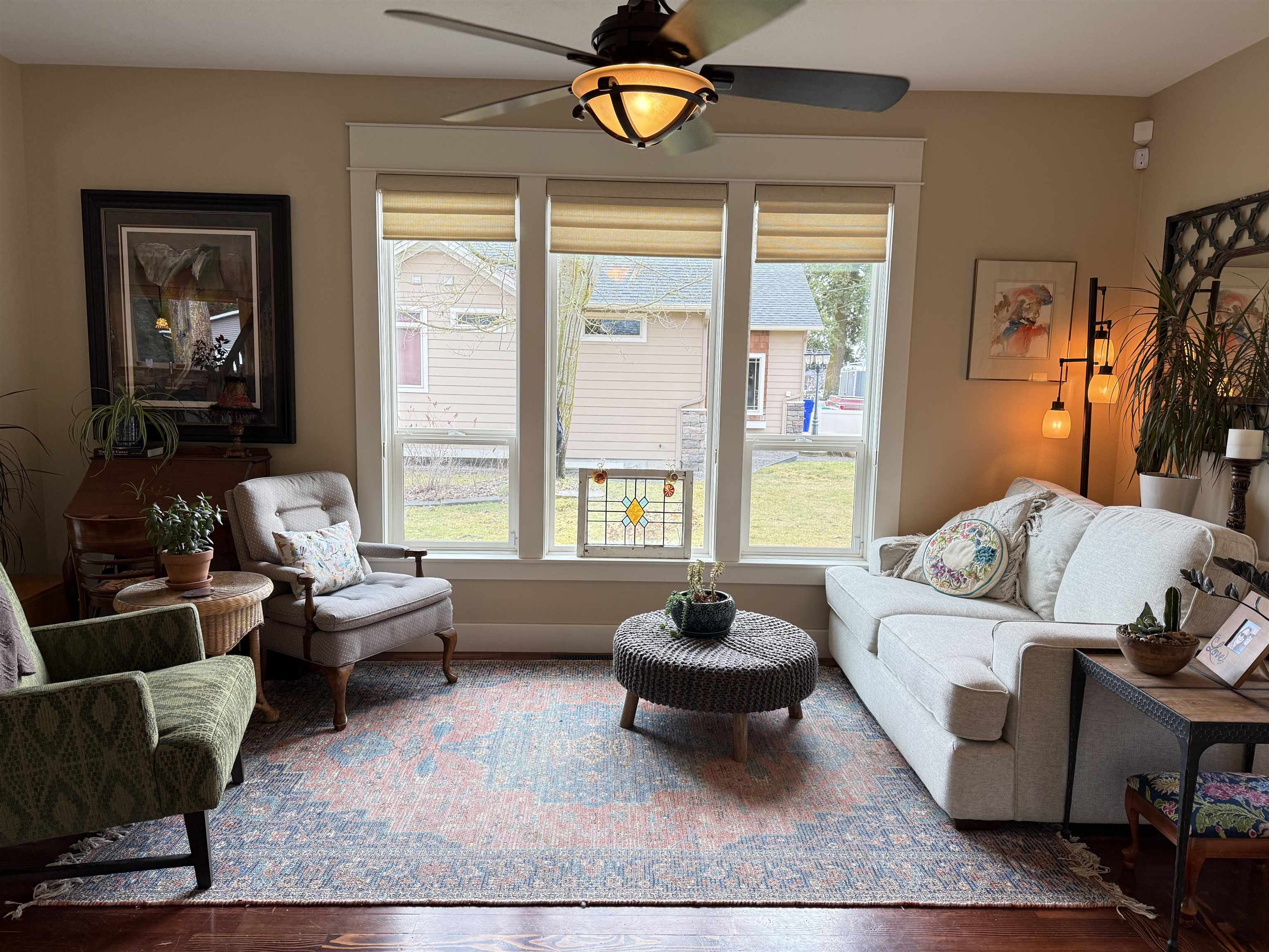 820 N Vernon Ave - Photo 4