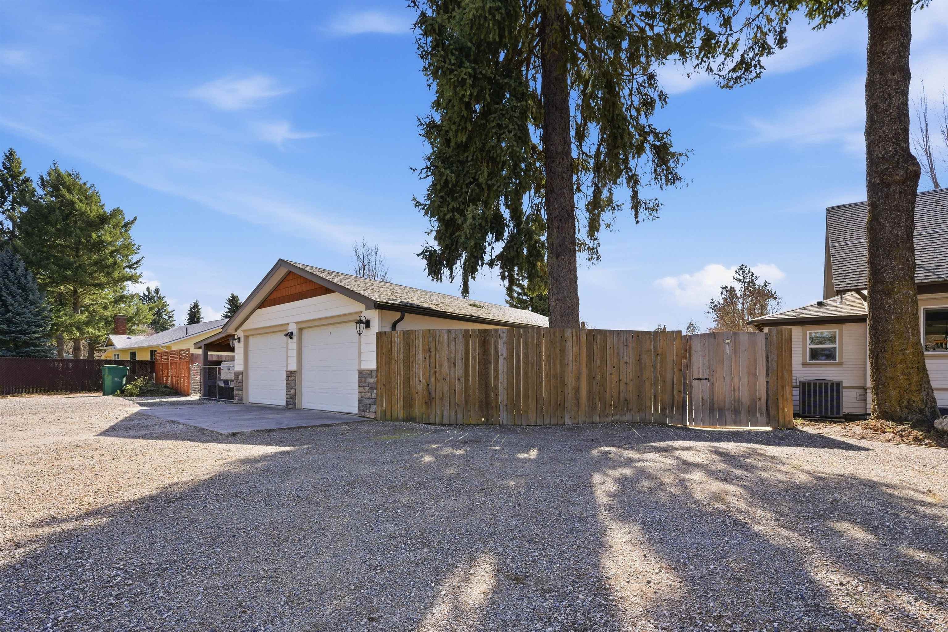 820 N Vernon Ave - Photo 32