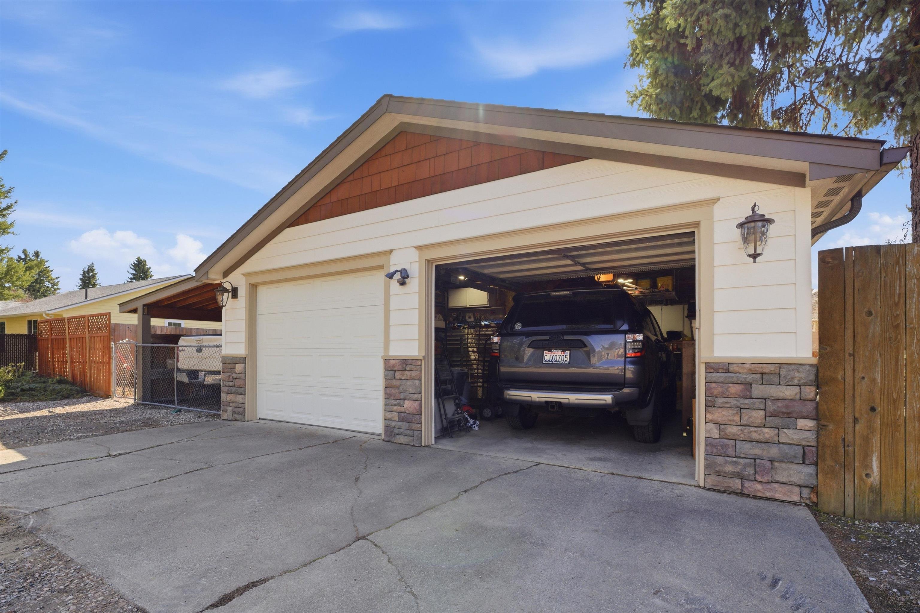 820 N Vernon Ave - Photo 34