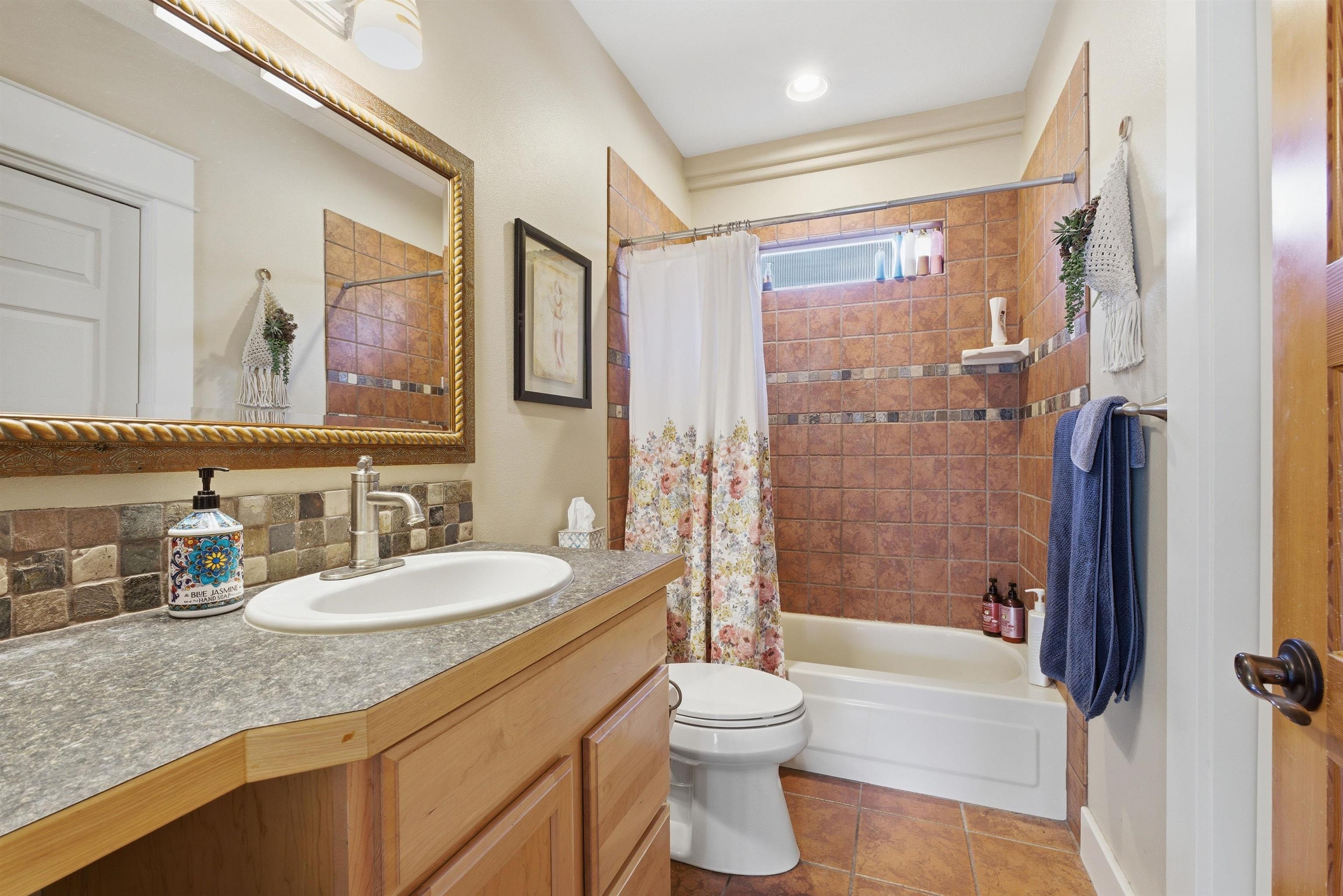 820 N Vernon Ave - Photo 6