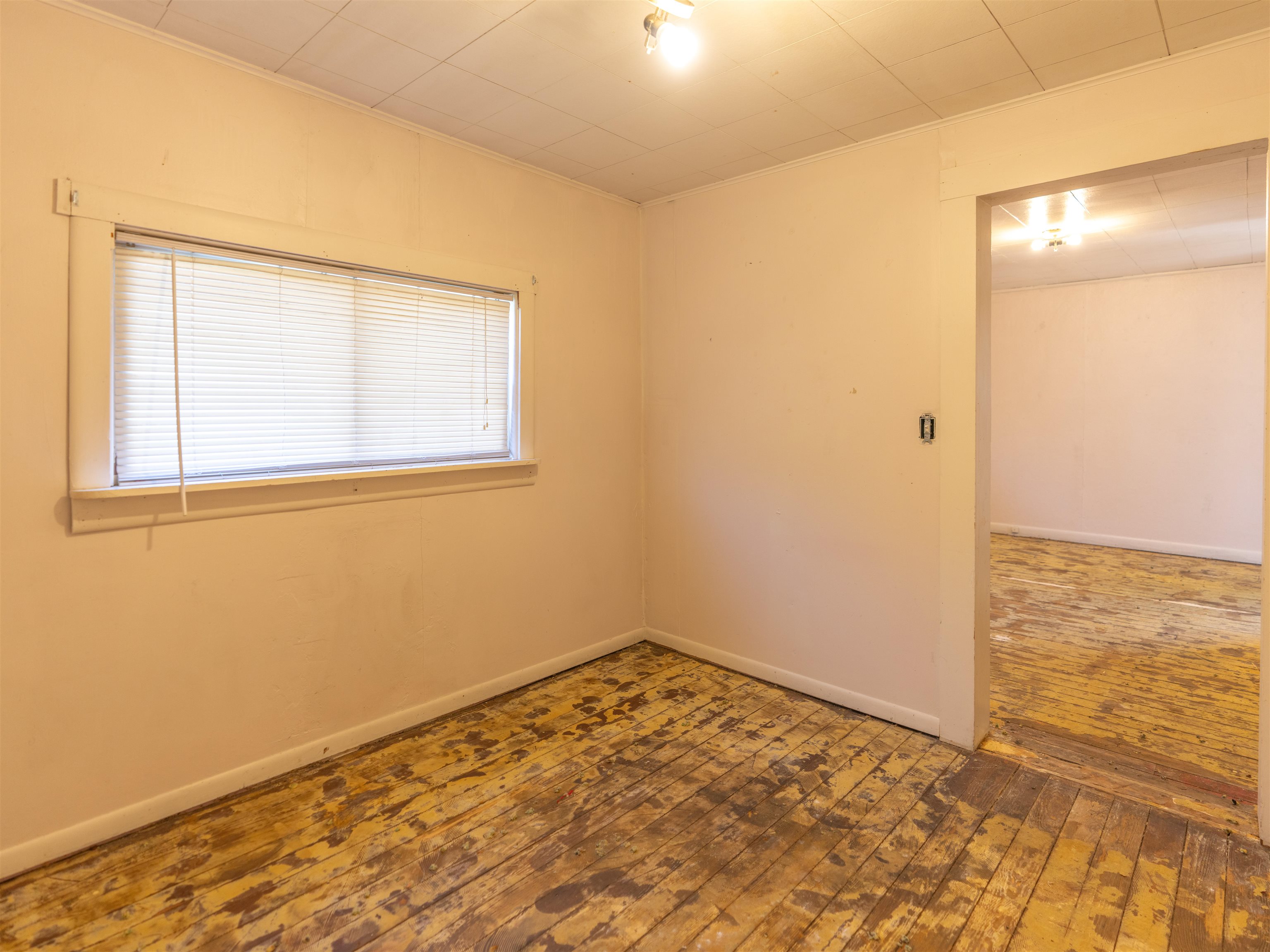 323 E D St - Photo 15