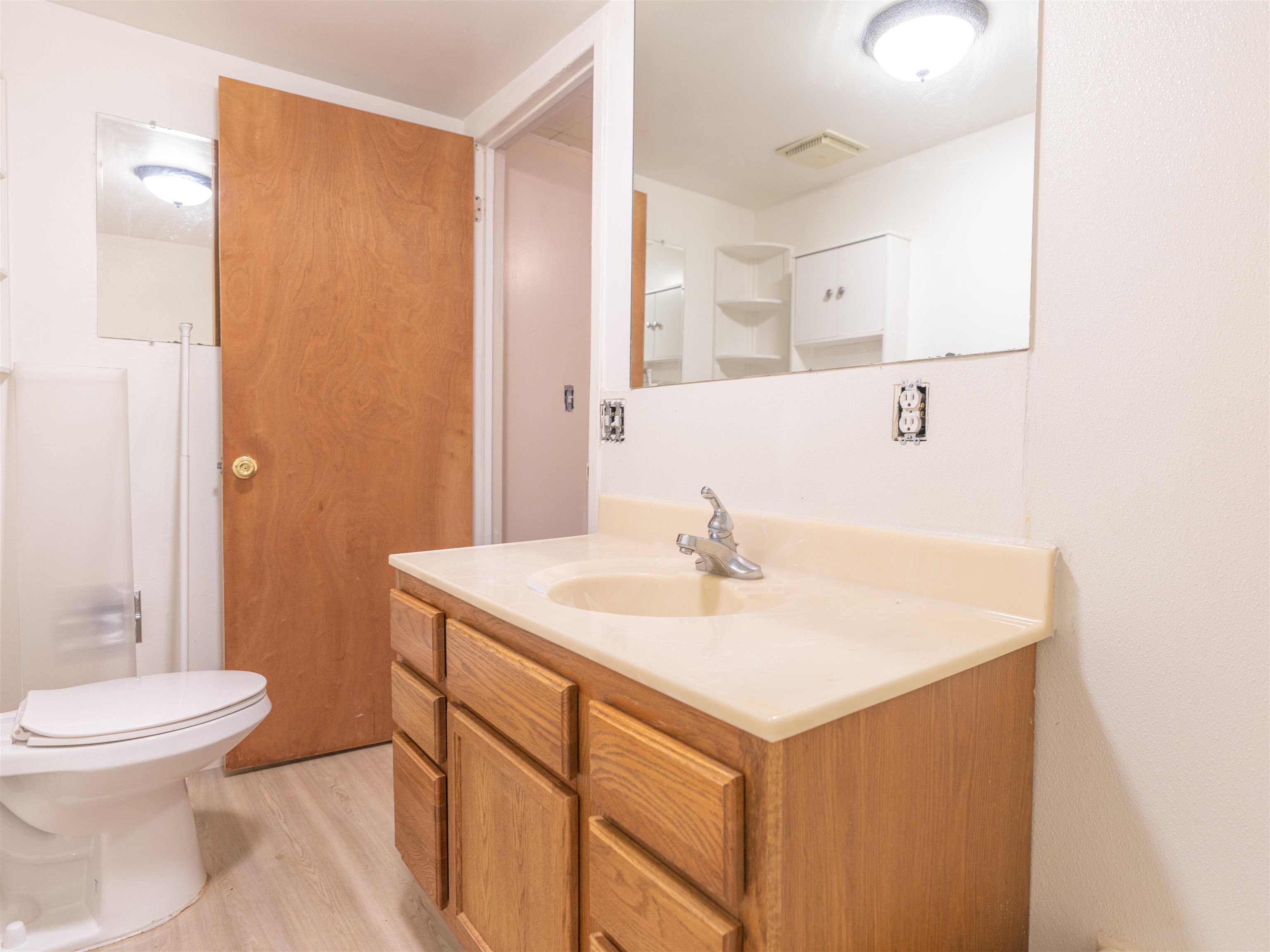 323 E D St - Photo 17
