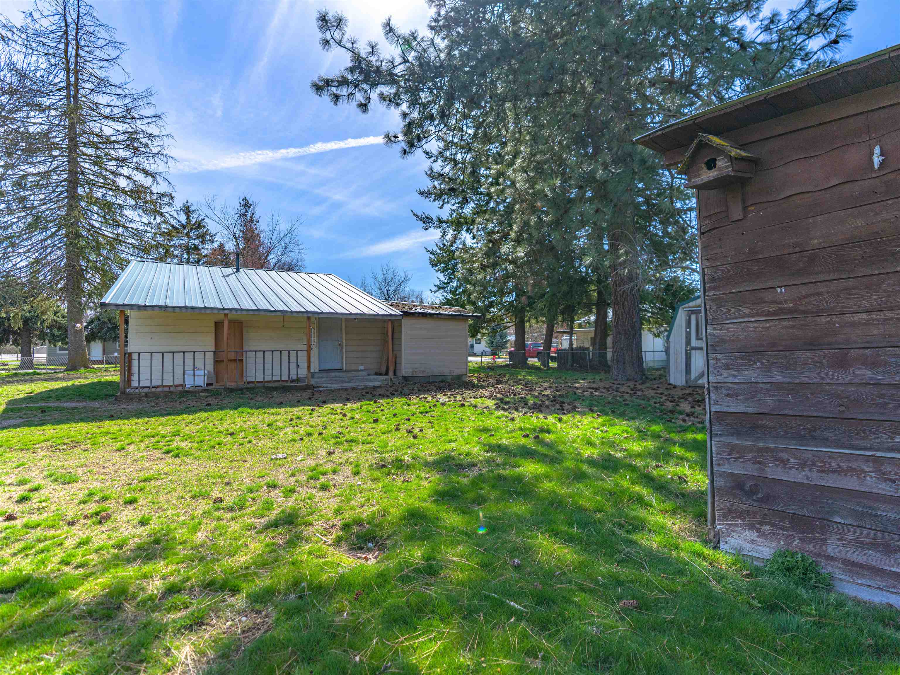 323 E D St - Photo 6