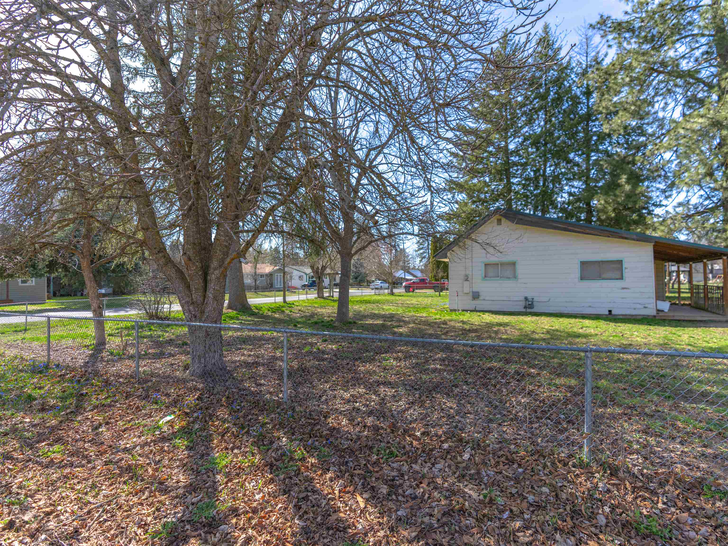 323 E D St - Photo 7
